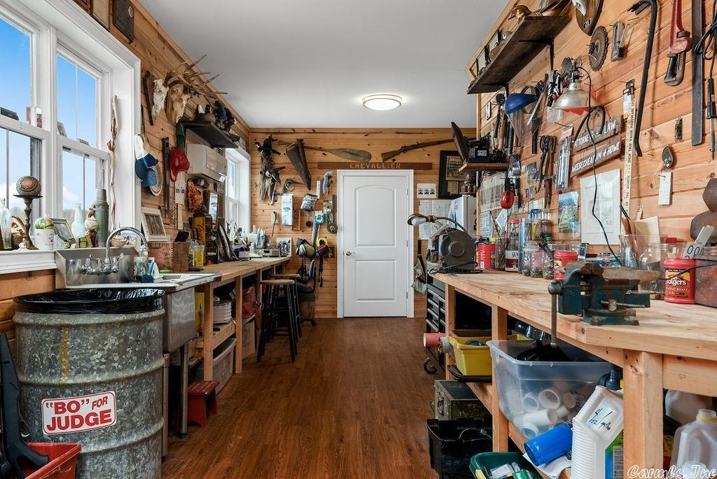 SOUTH SHORE - Residential