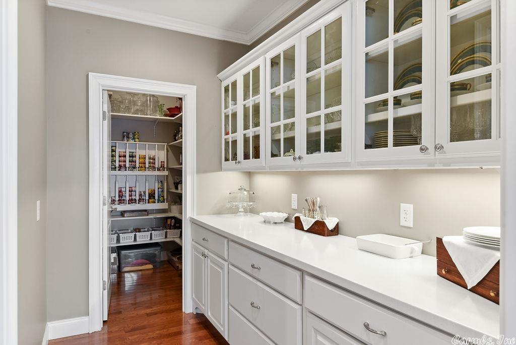 SOUTH SHORE - Residential