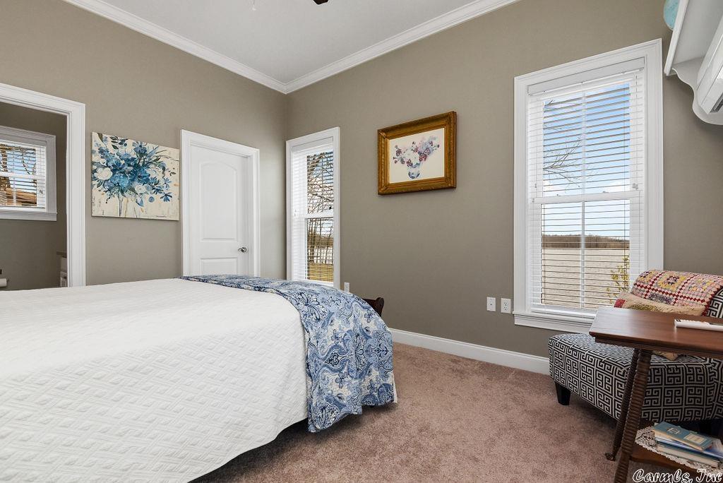 SOUTH SHORE - Residential