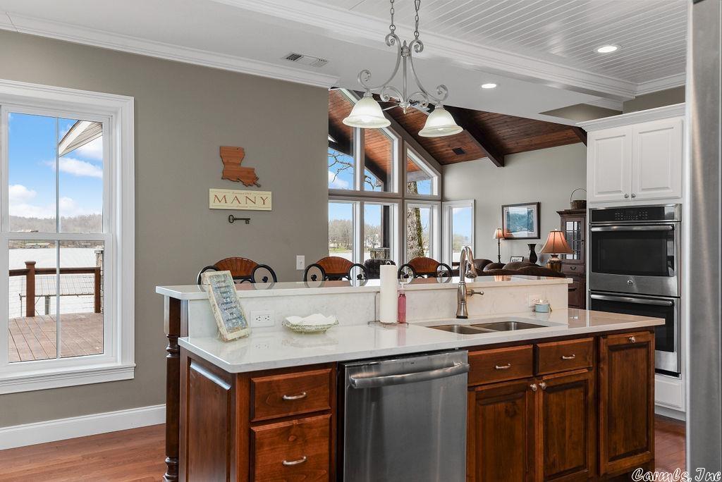 SOUTH SHORE - Residential