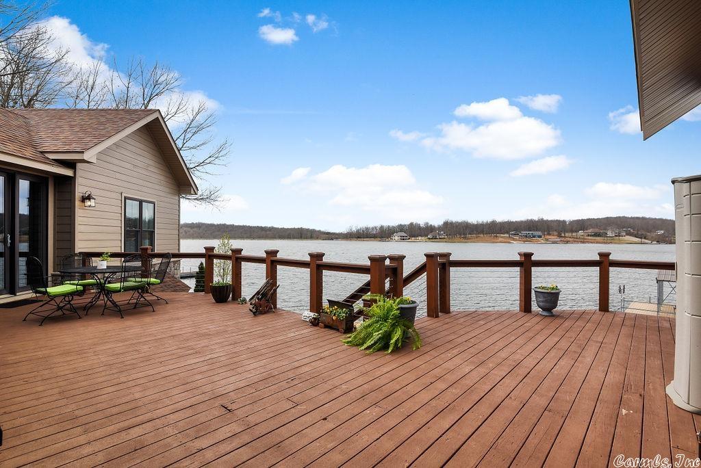 SOUTH SHORE - Residential