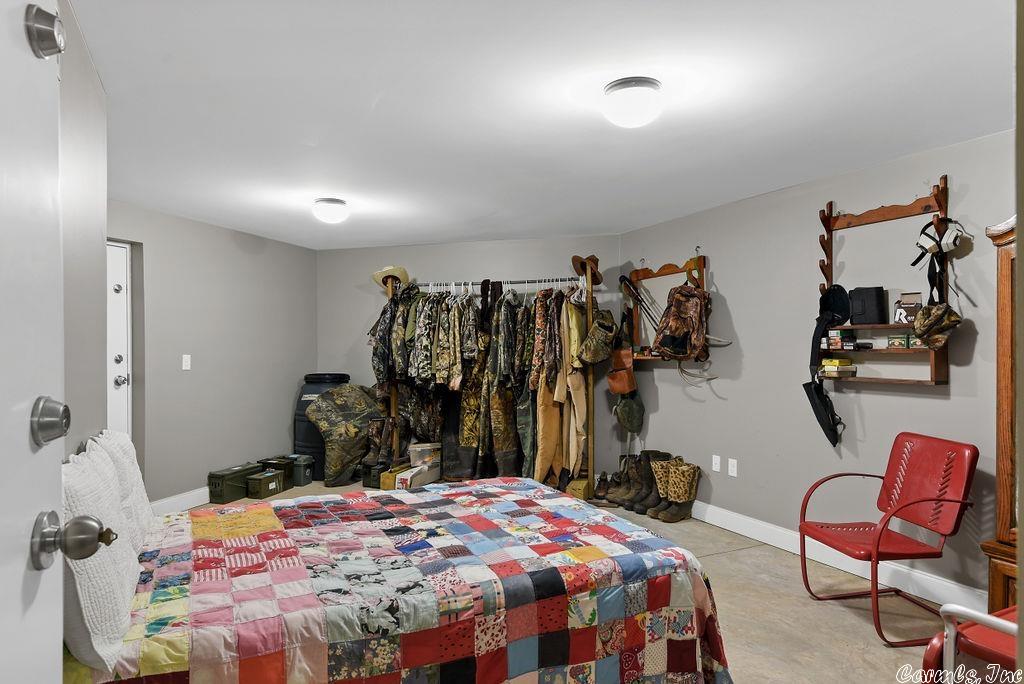 SOUTH SHORE - Residential