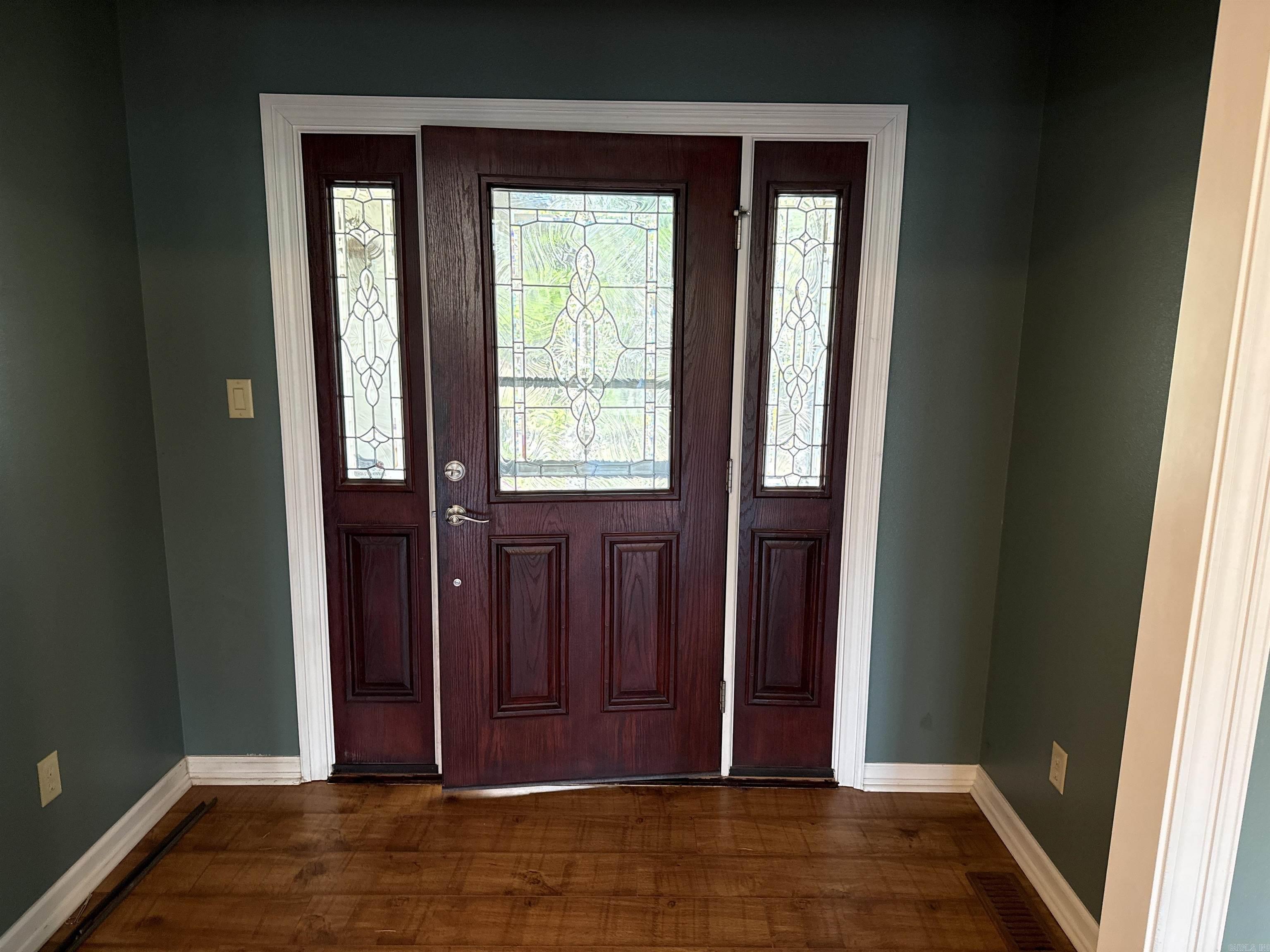 INDIAN HILLS - Residential