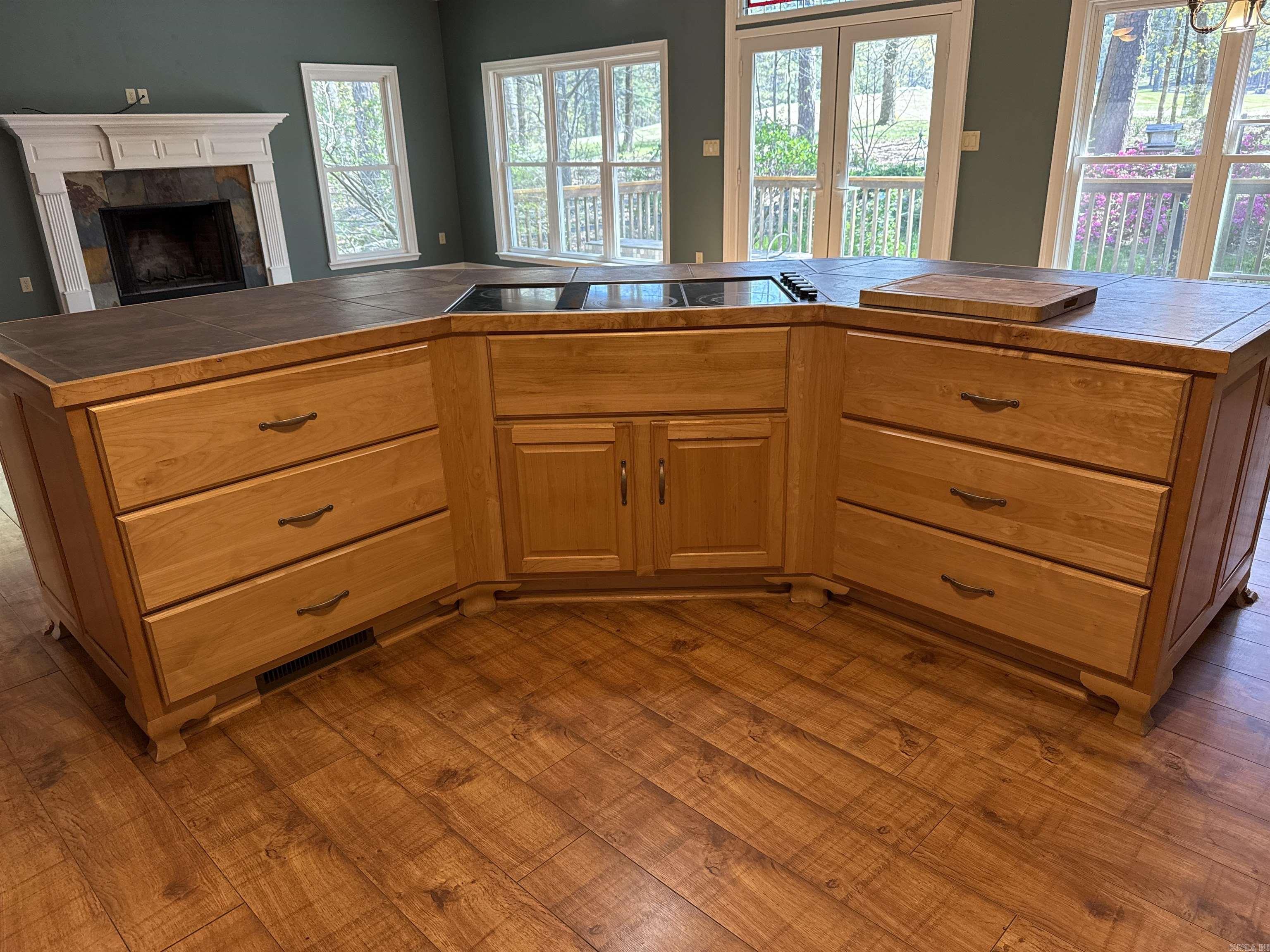 INDIAN HILLS - Residential