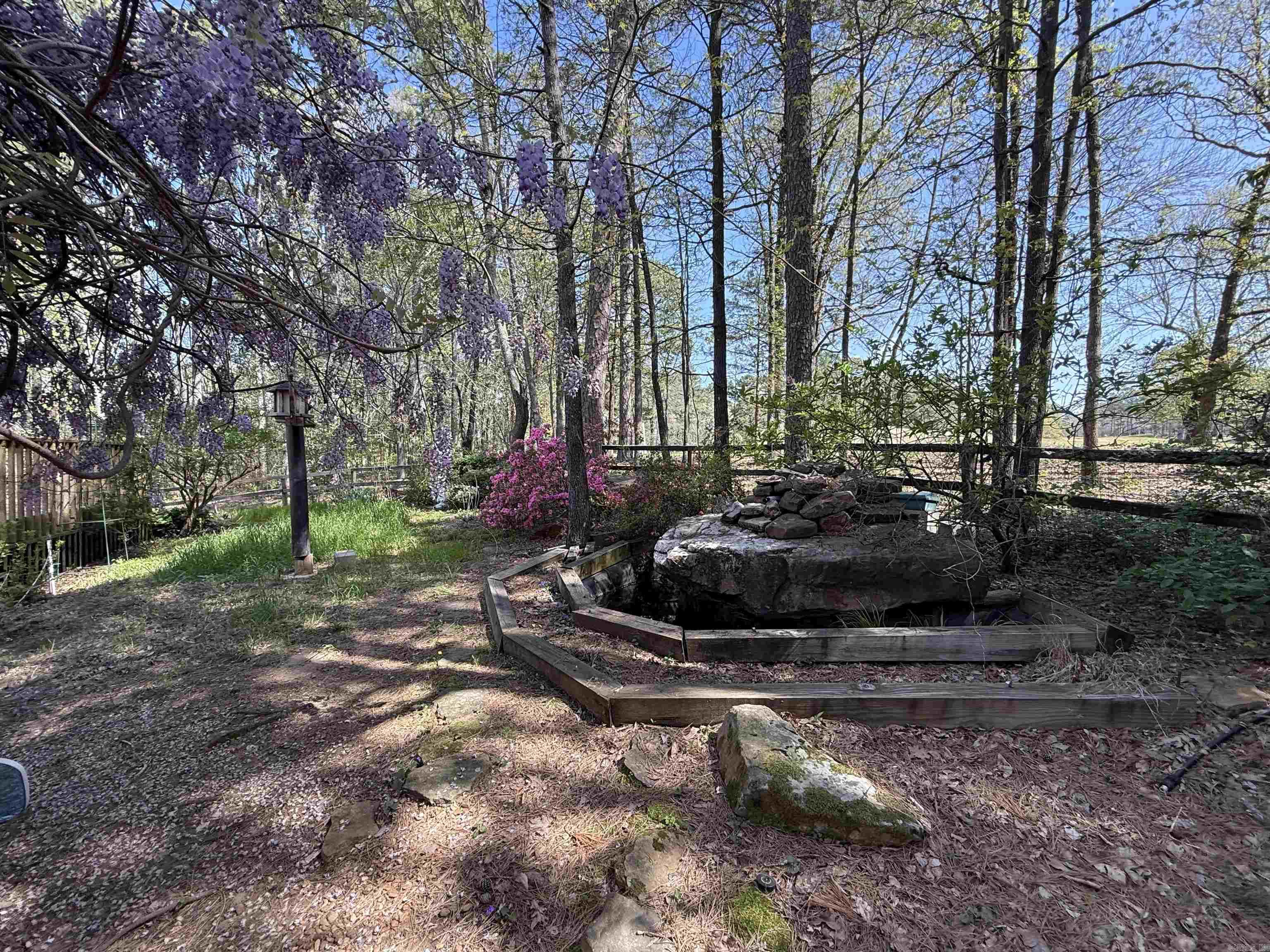 INDIAN HILLS - Residential