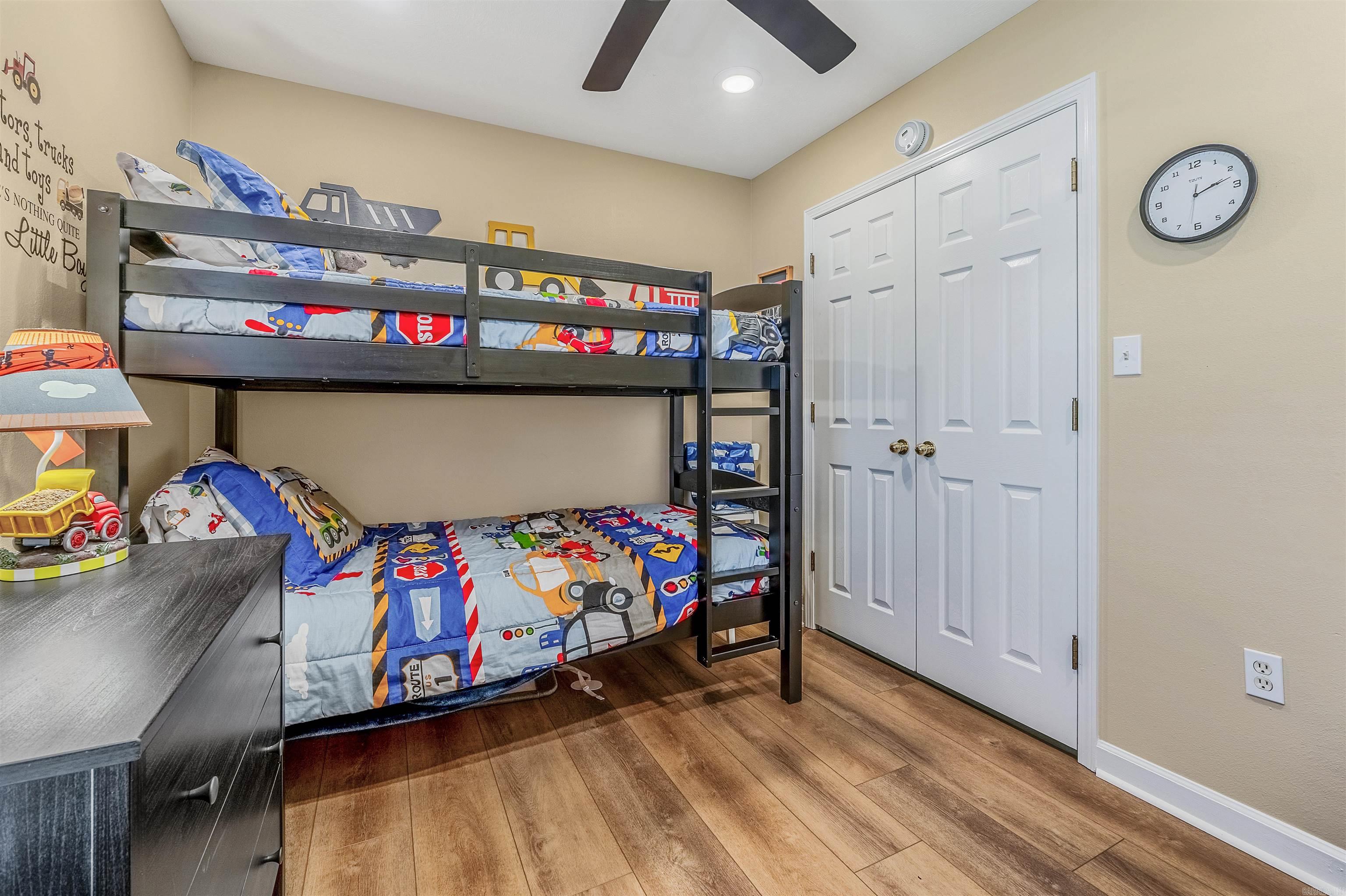 WEST POINTE - Residential