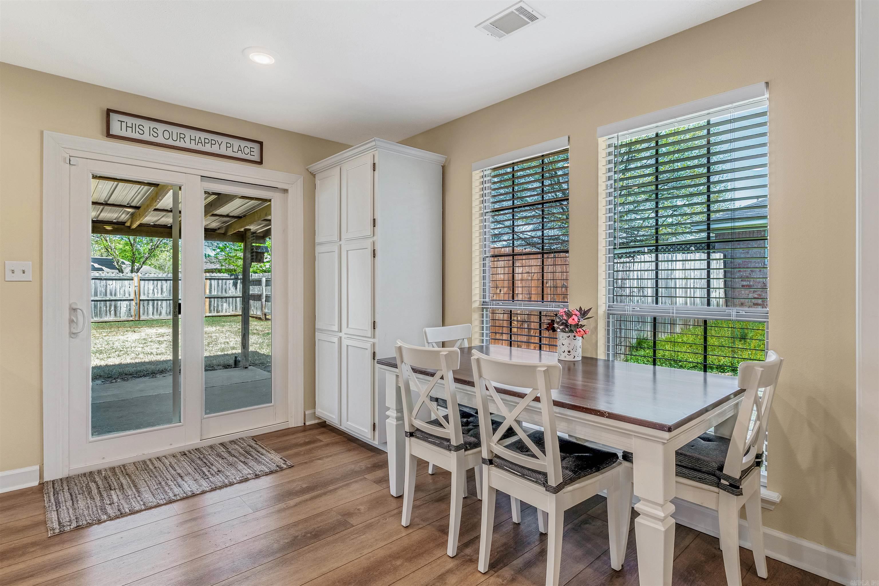 WEST POINTE - Residential