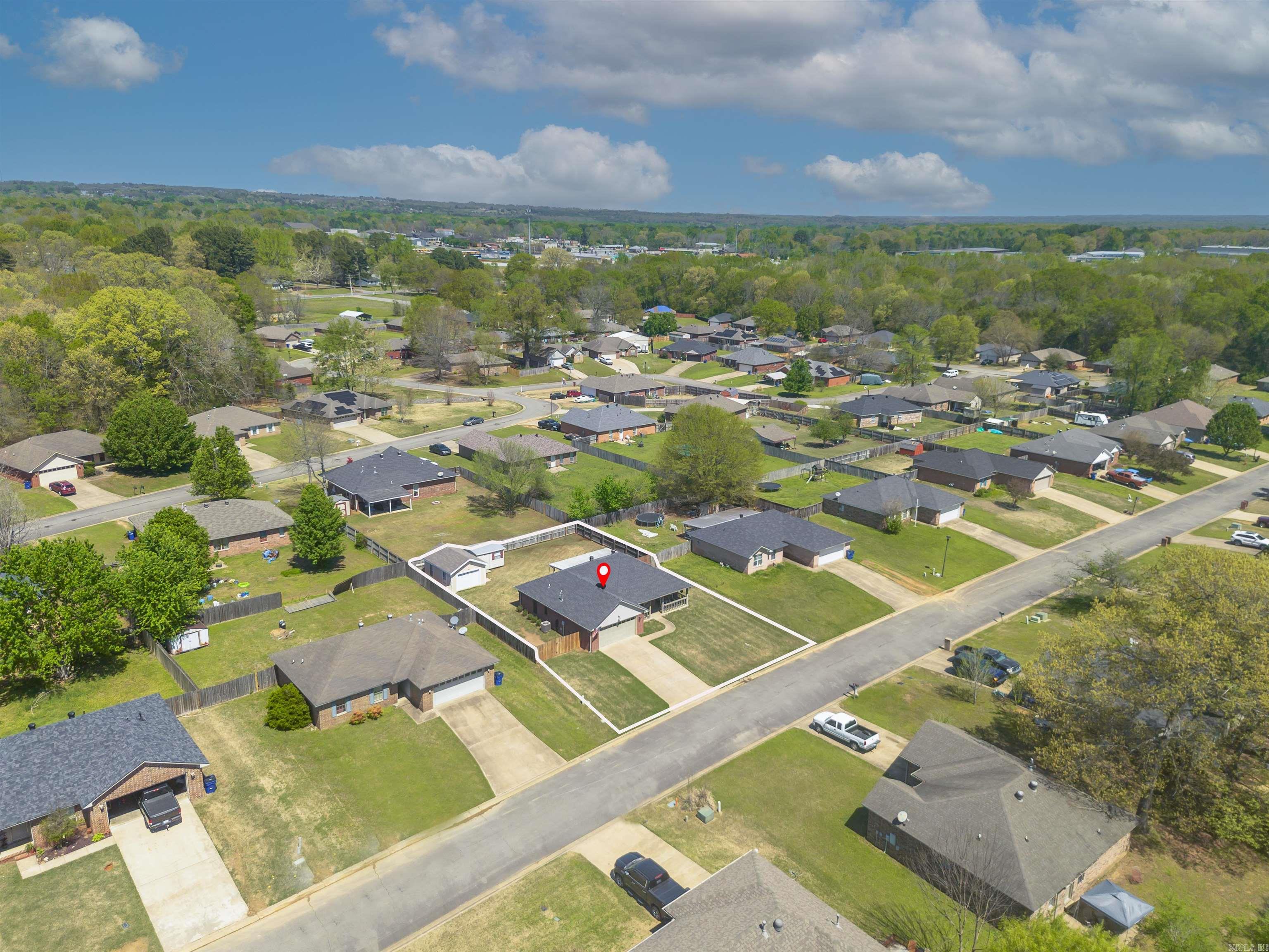 WEST POINTE - Residential