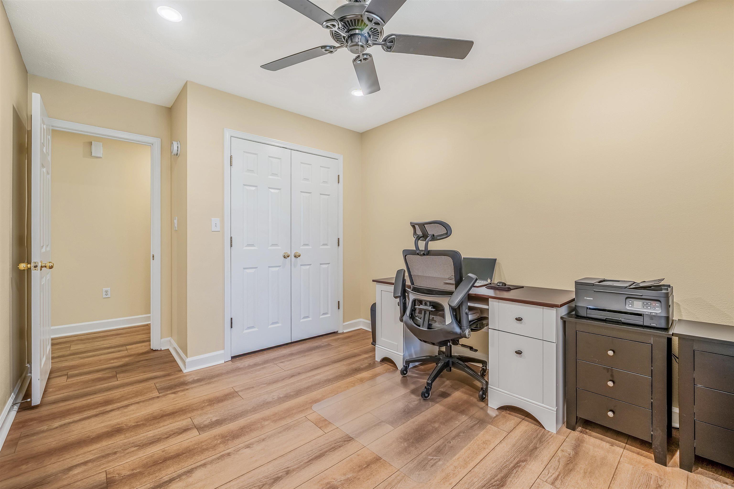 WEST POINTE - Residential