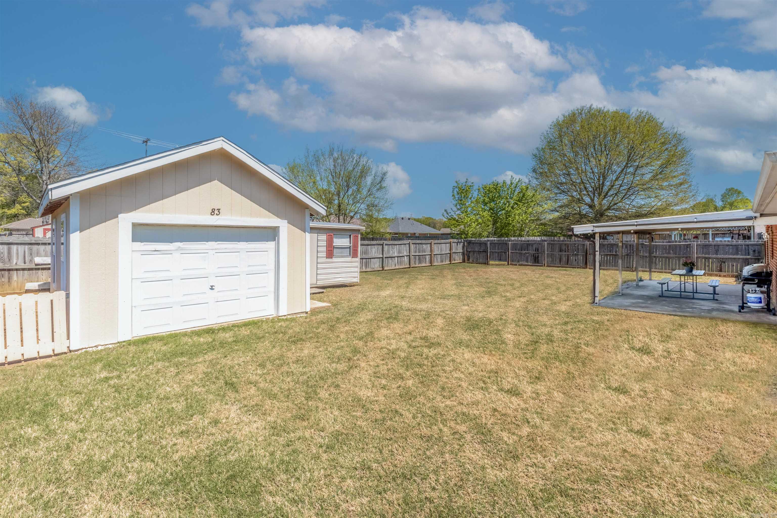 WEST POINTE - Residential