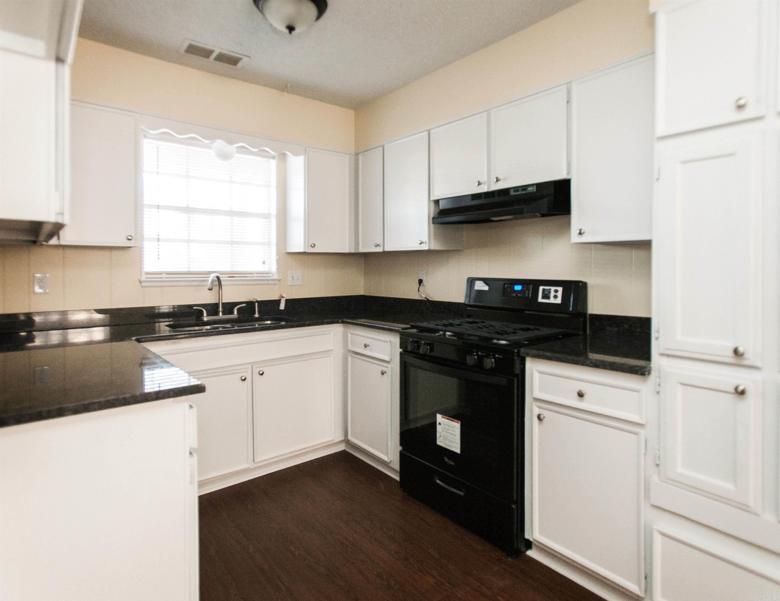 Castlewood - Residential Lease