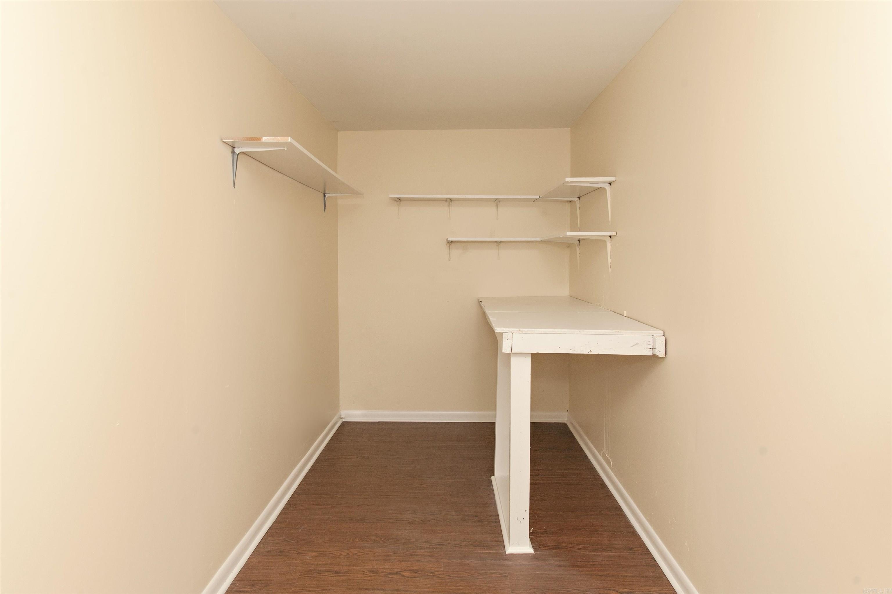 Castlewood - Residential Lease