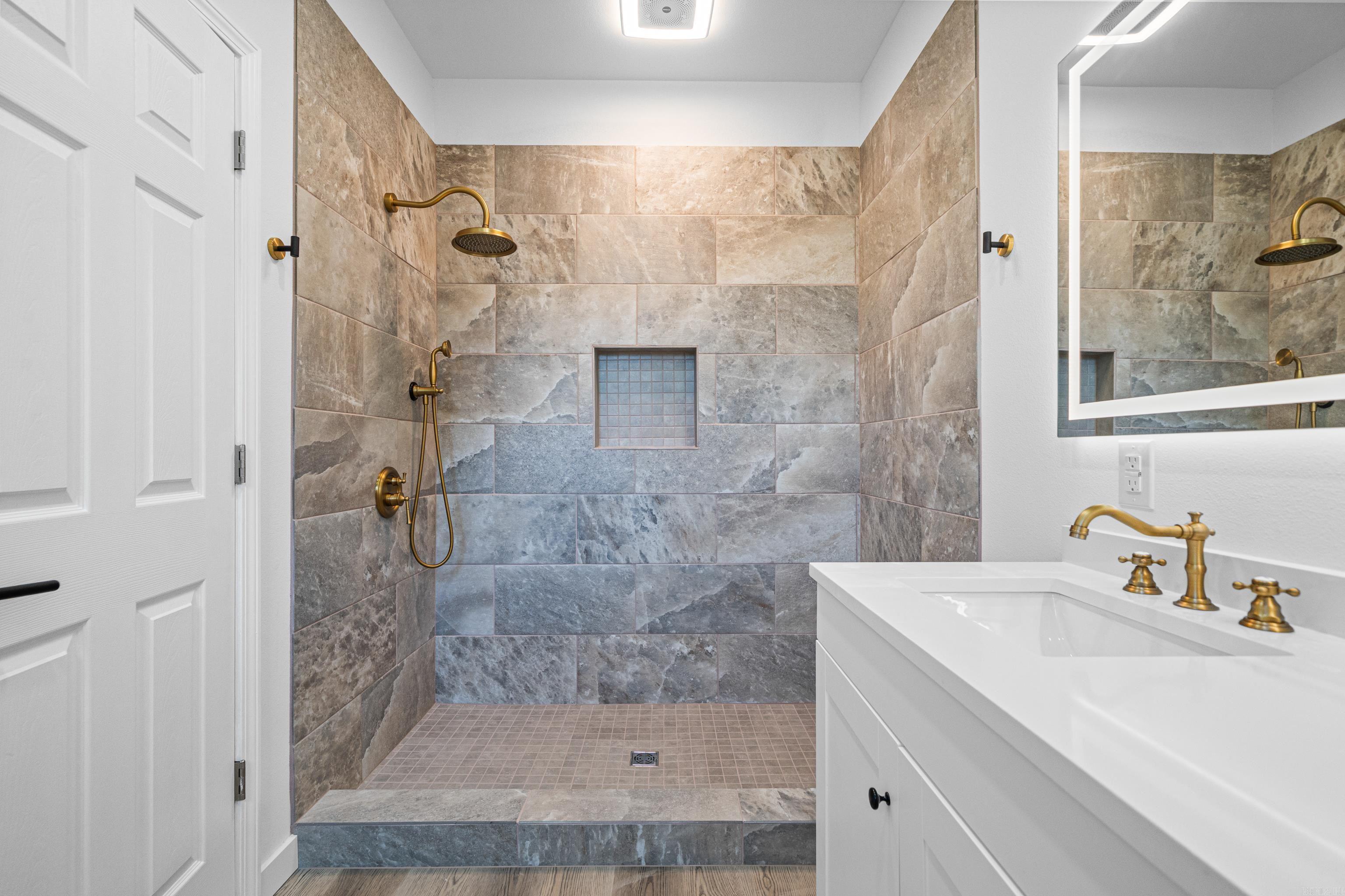 TARVIN - Residential