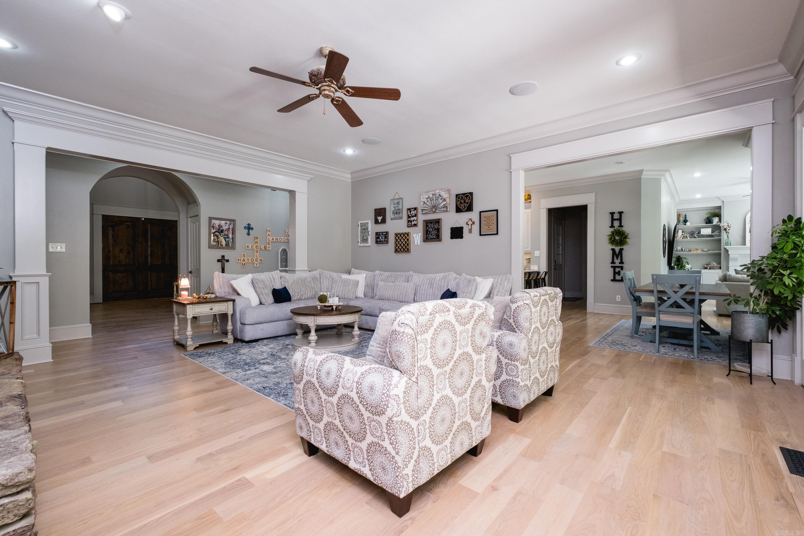 CHENAL VALLEY SOLOGNE CIRCLE - Residential