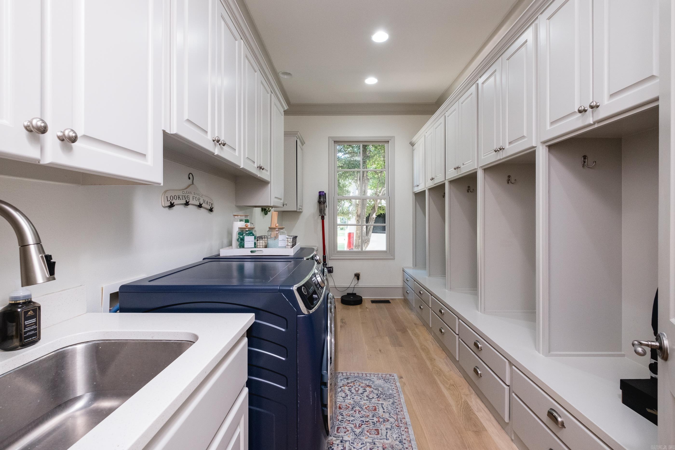 CHENAL VALLEY SOLOGNE CIRCLE - Residential