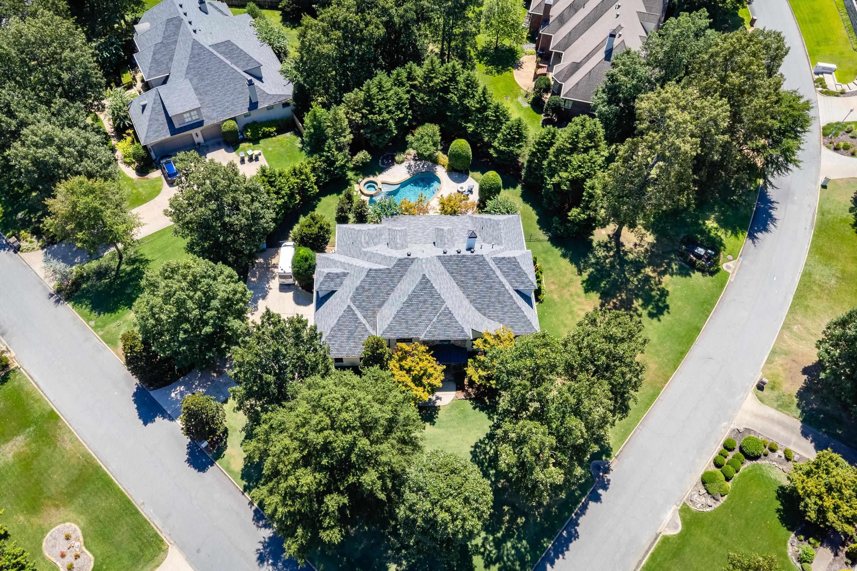 CHENAL VALLEY SOLOGNE CIRCLE - Residential