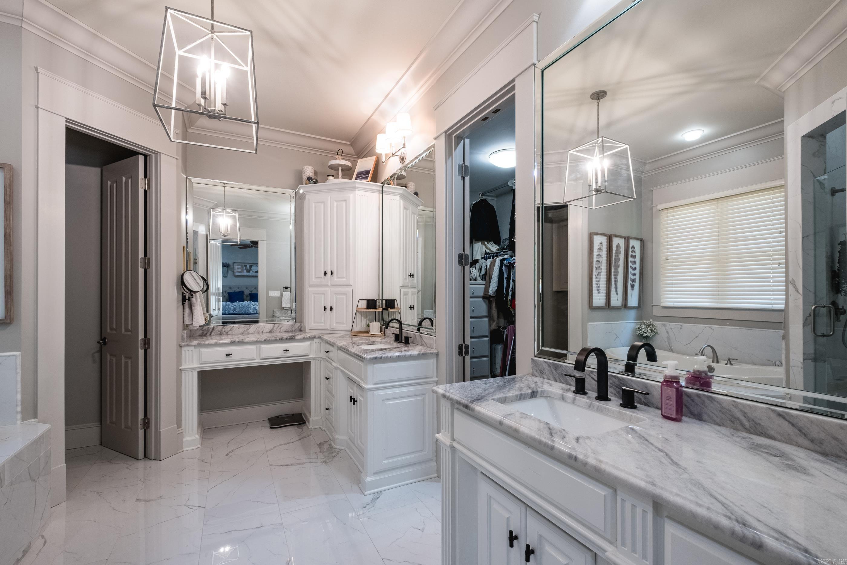 CHENAL VALLEY SOLOGNE CIRCLE - Residential