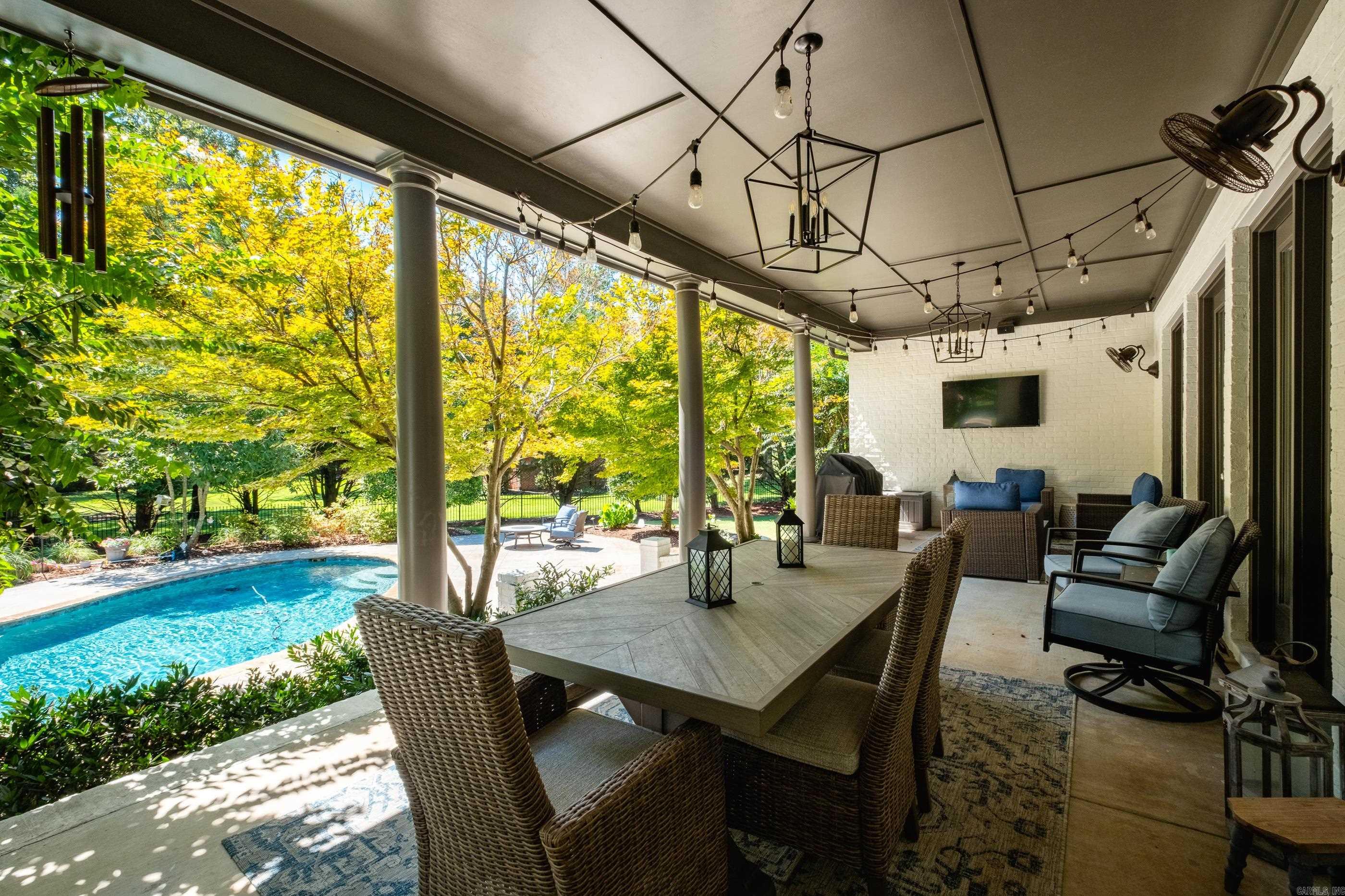 CHENAL VALLEY SOLOGNE CIRCLE - Residential