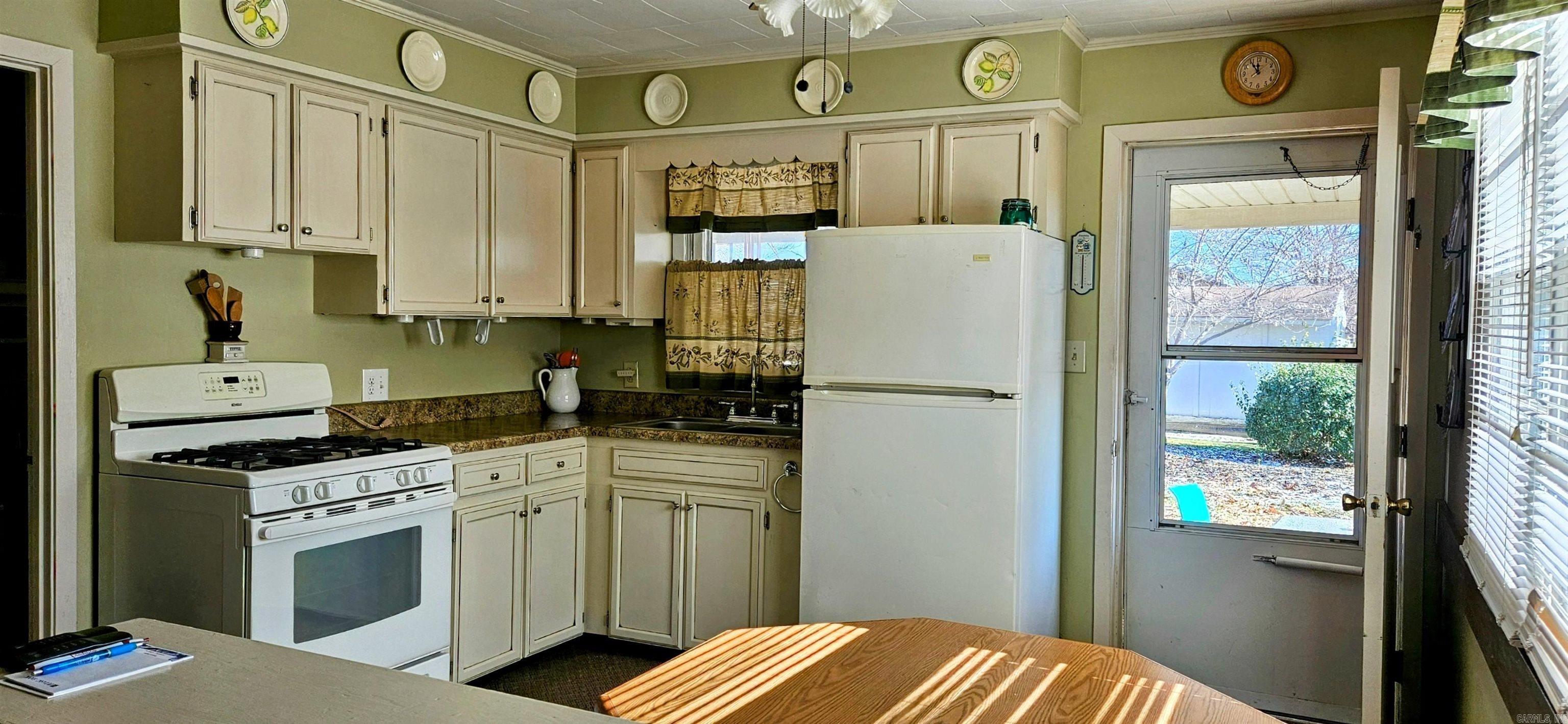 CORNING - Residential