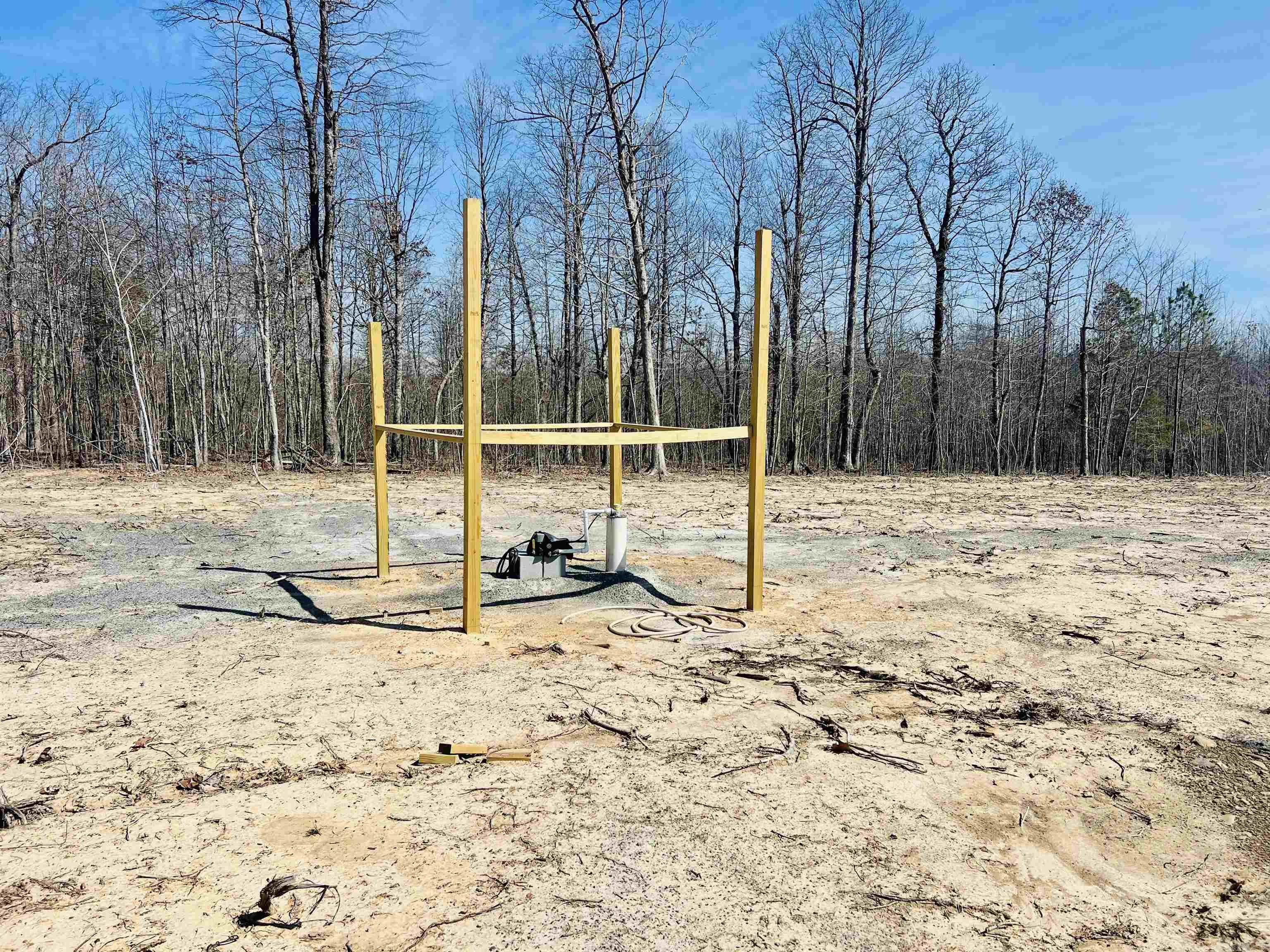 Metes & Bounds - Land