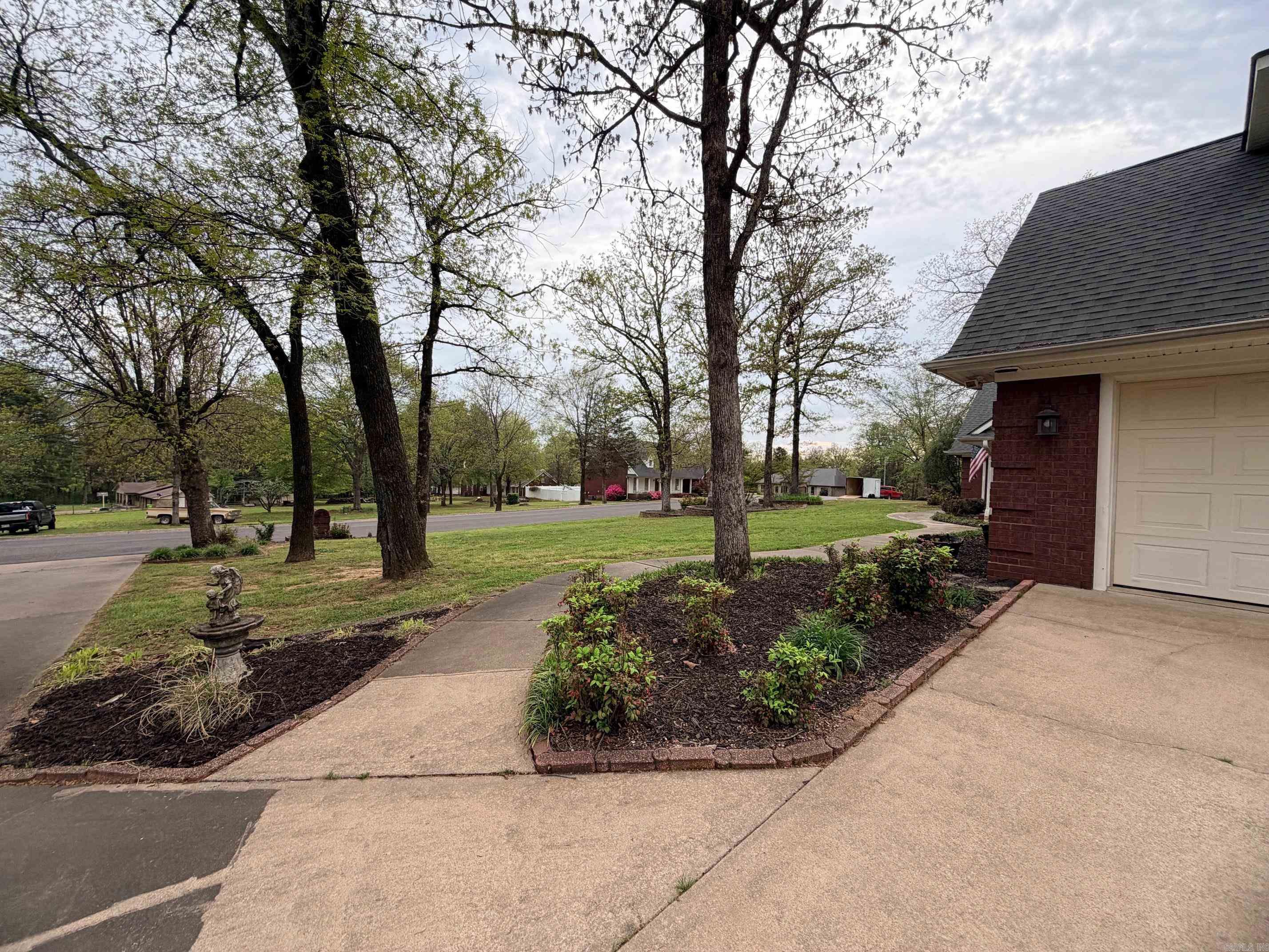 COWELL ESTATES I - Residential