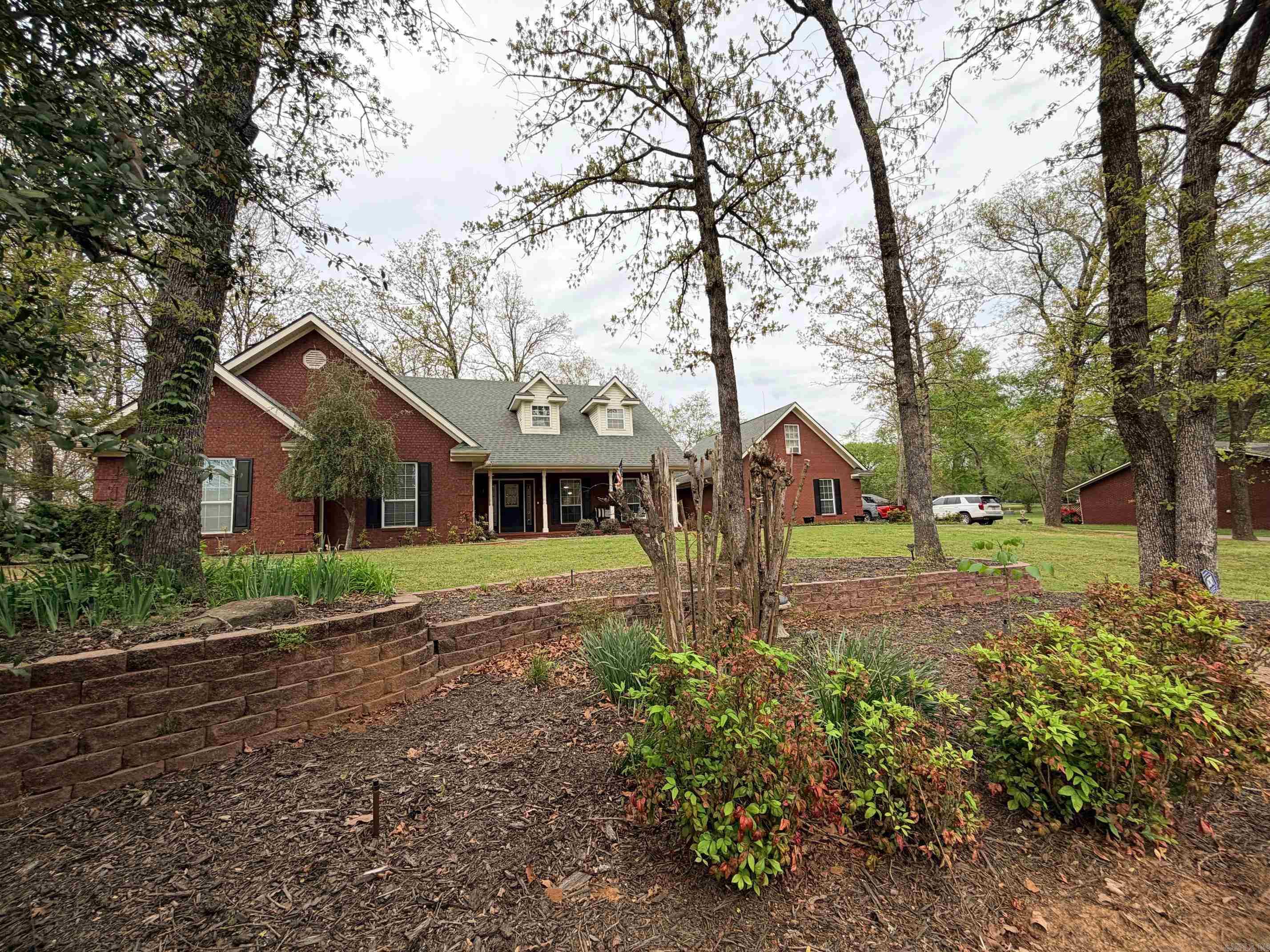 COWELL ESTATES I - Residential