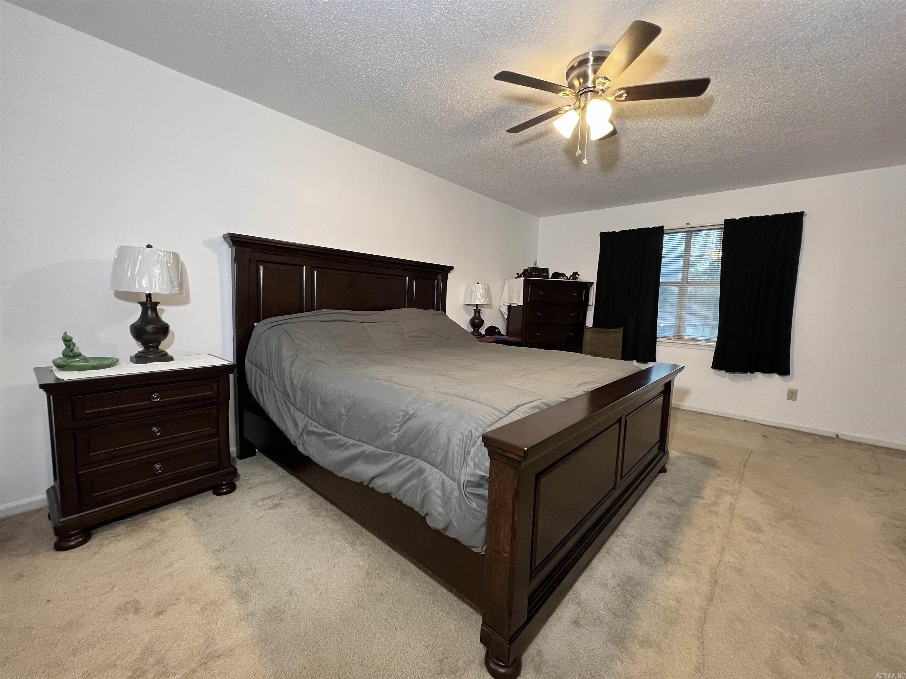 MARLOWE MANOR - Residential