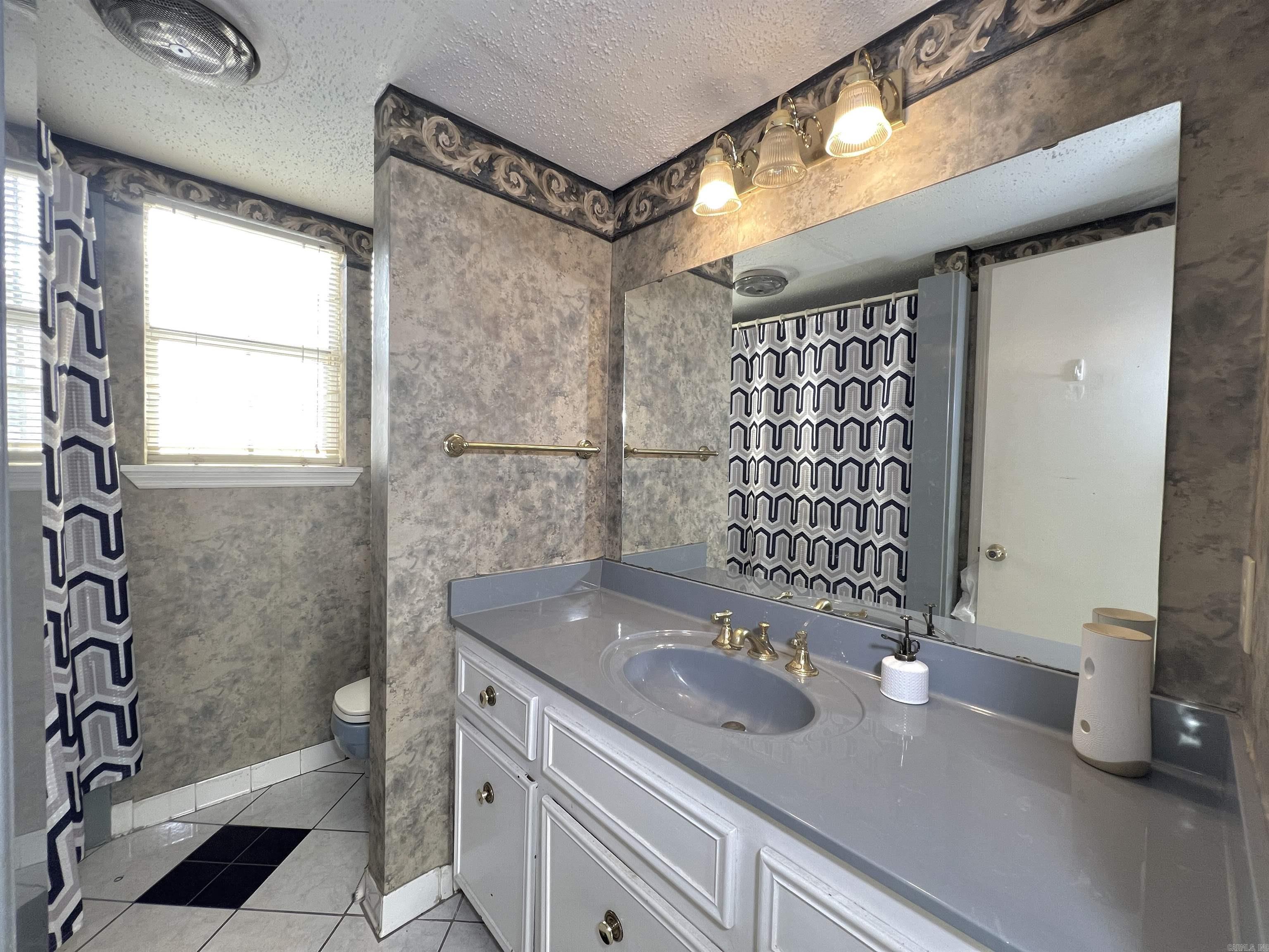 MARLOWE MANOR - Residential