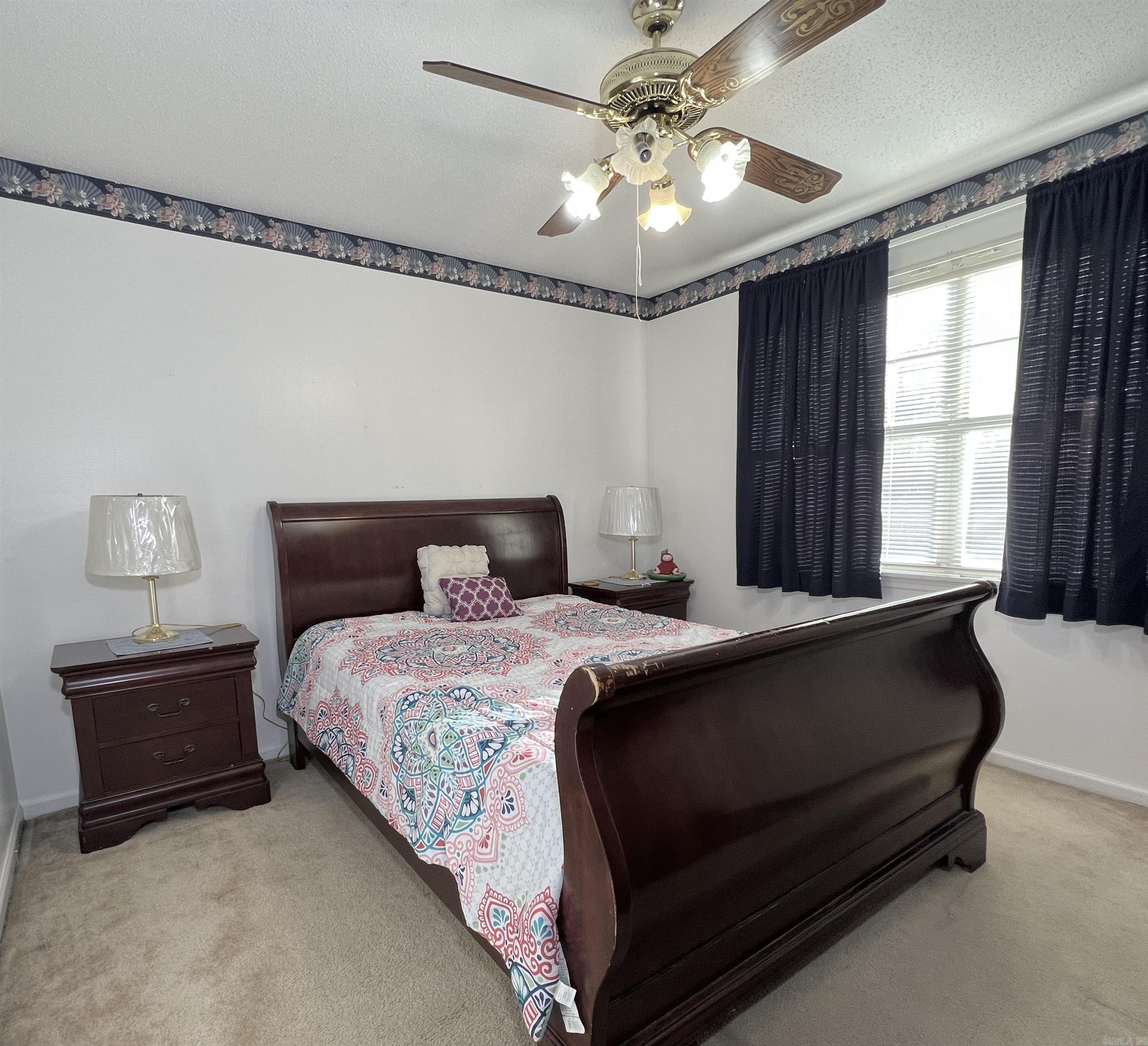 MARLOWE MANOR - Residential