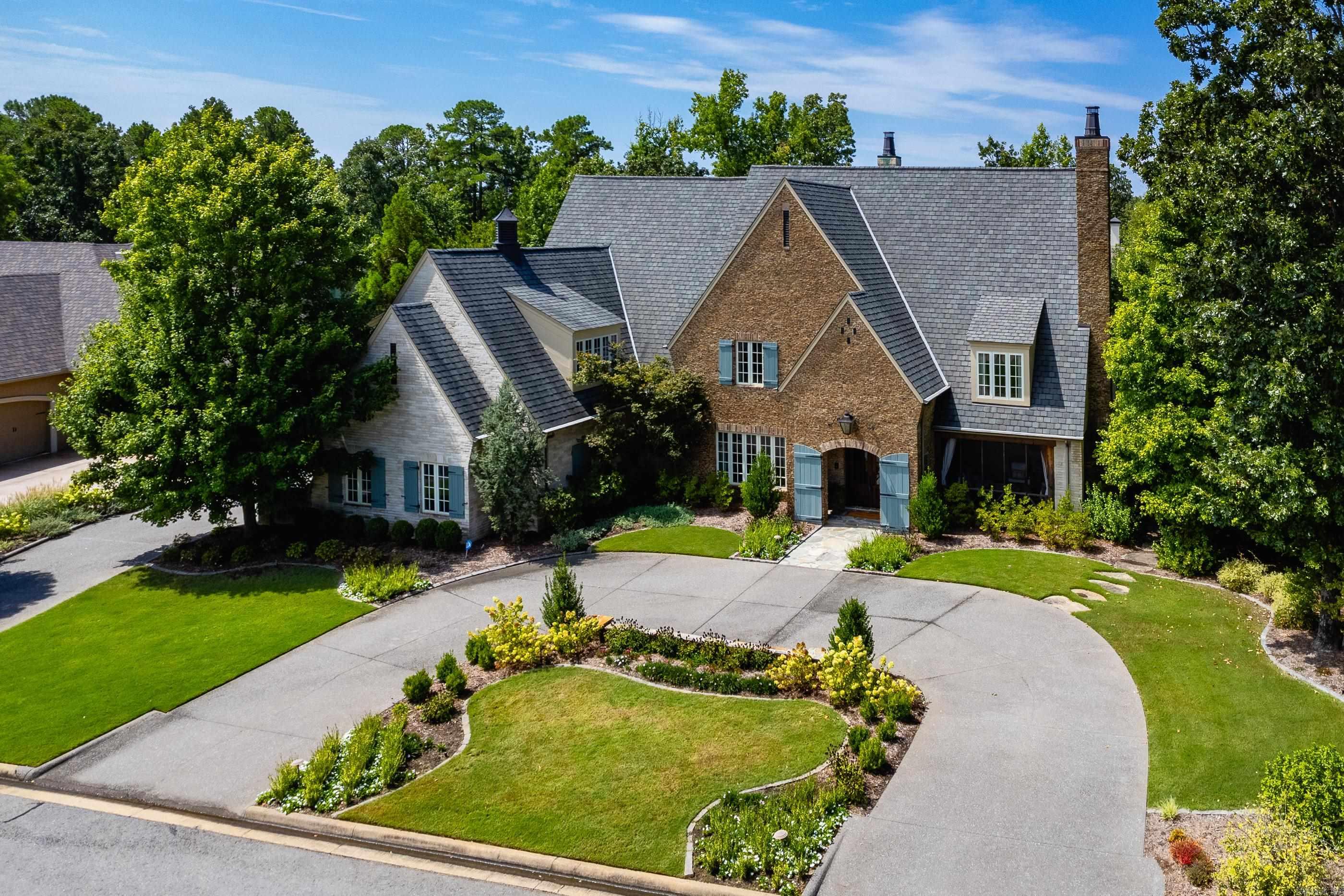 CHENAL VALLEY DEAUVILLE PLACE - Residential