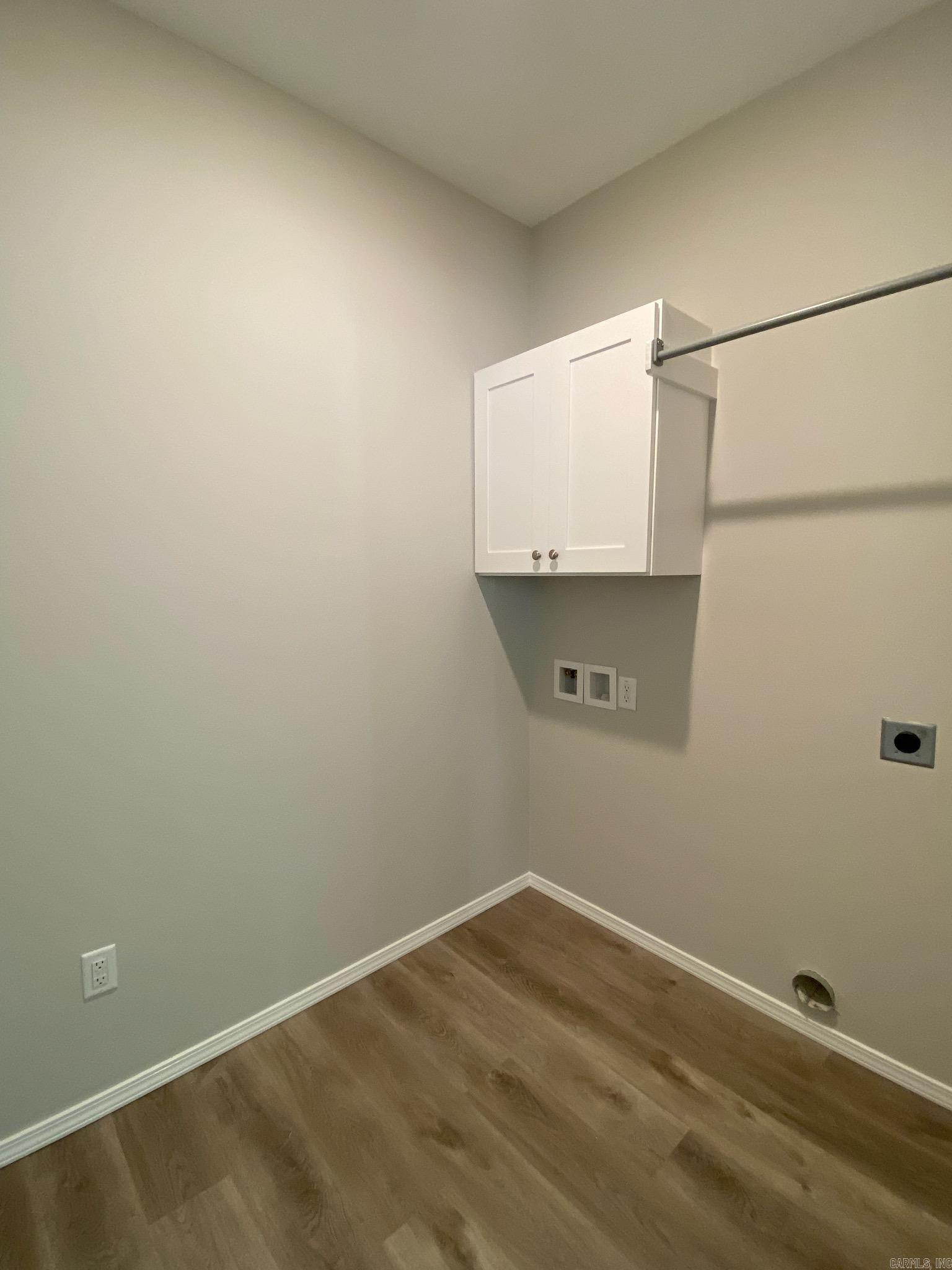 THE VILLAGES AT MAGNOLIA LANE - Residential