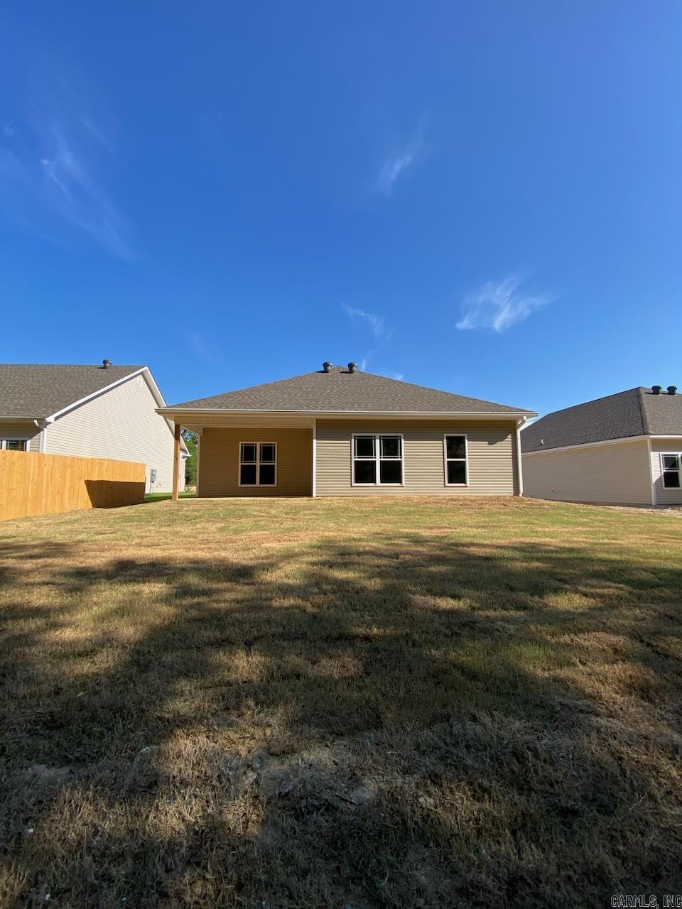 THE VILLAGES AT MAGNOLIA LANE - Residential