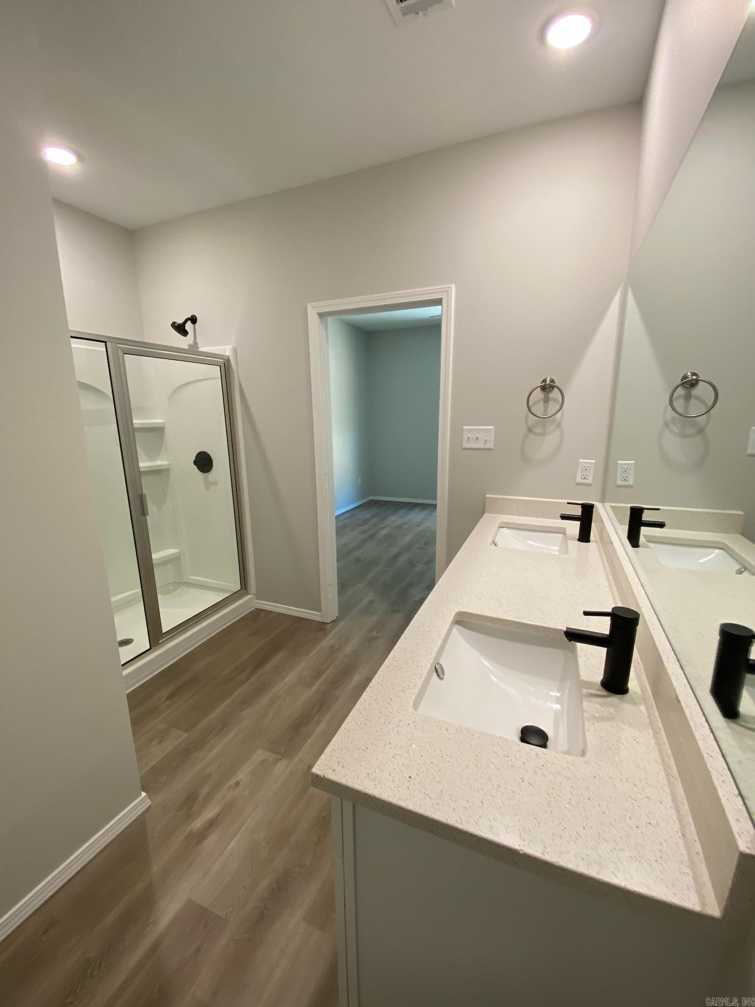 THE VILLAGES AT MAGNOLIA LANE - Residential