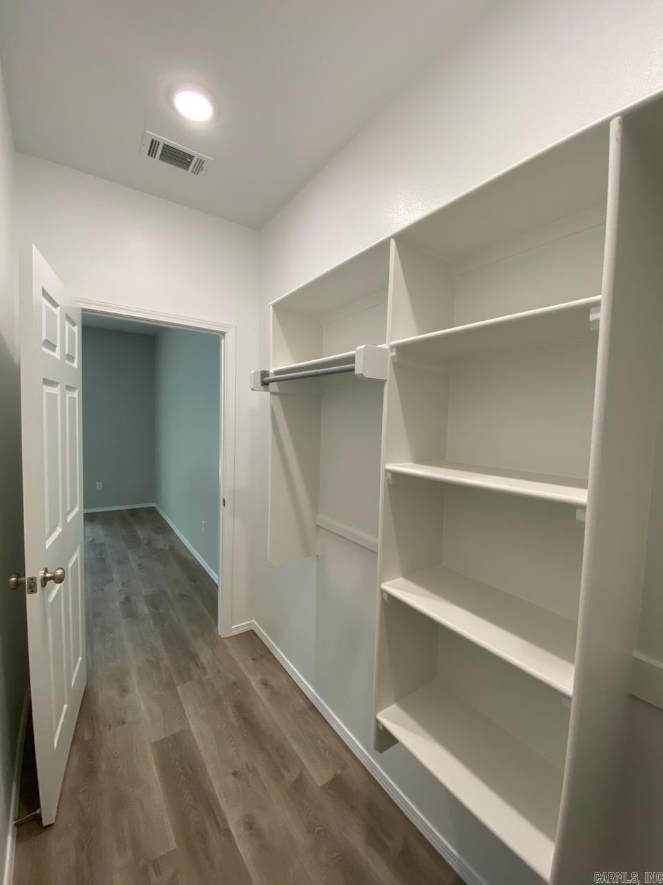 THE VILLAGES AT MAGNOLIA LANE - Residential