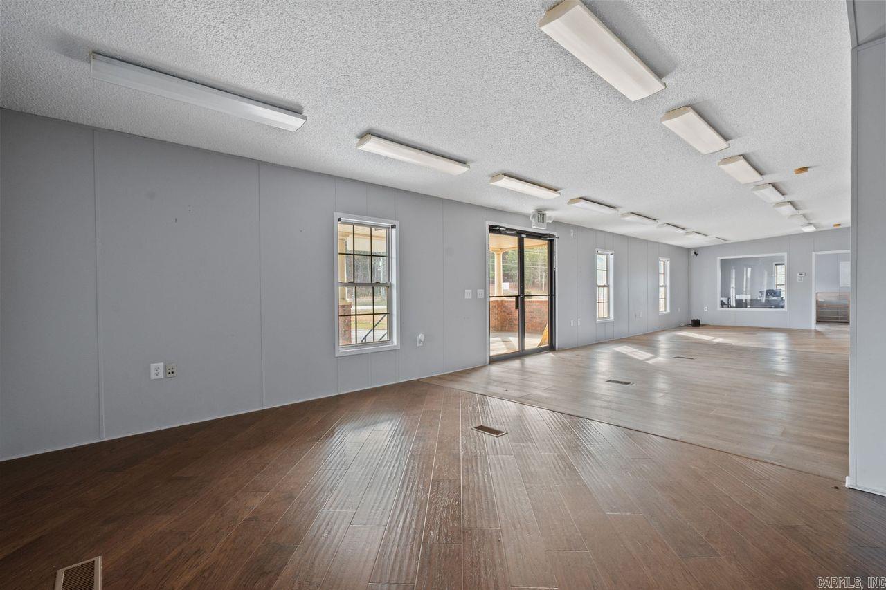 20-1S-19W - Commercial Sale