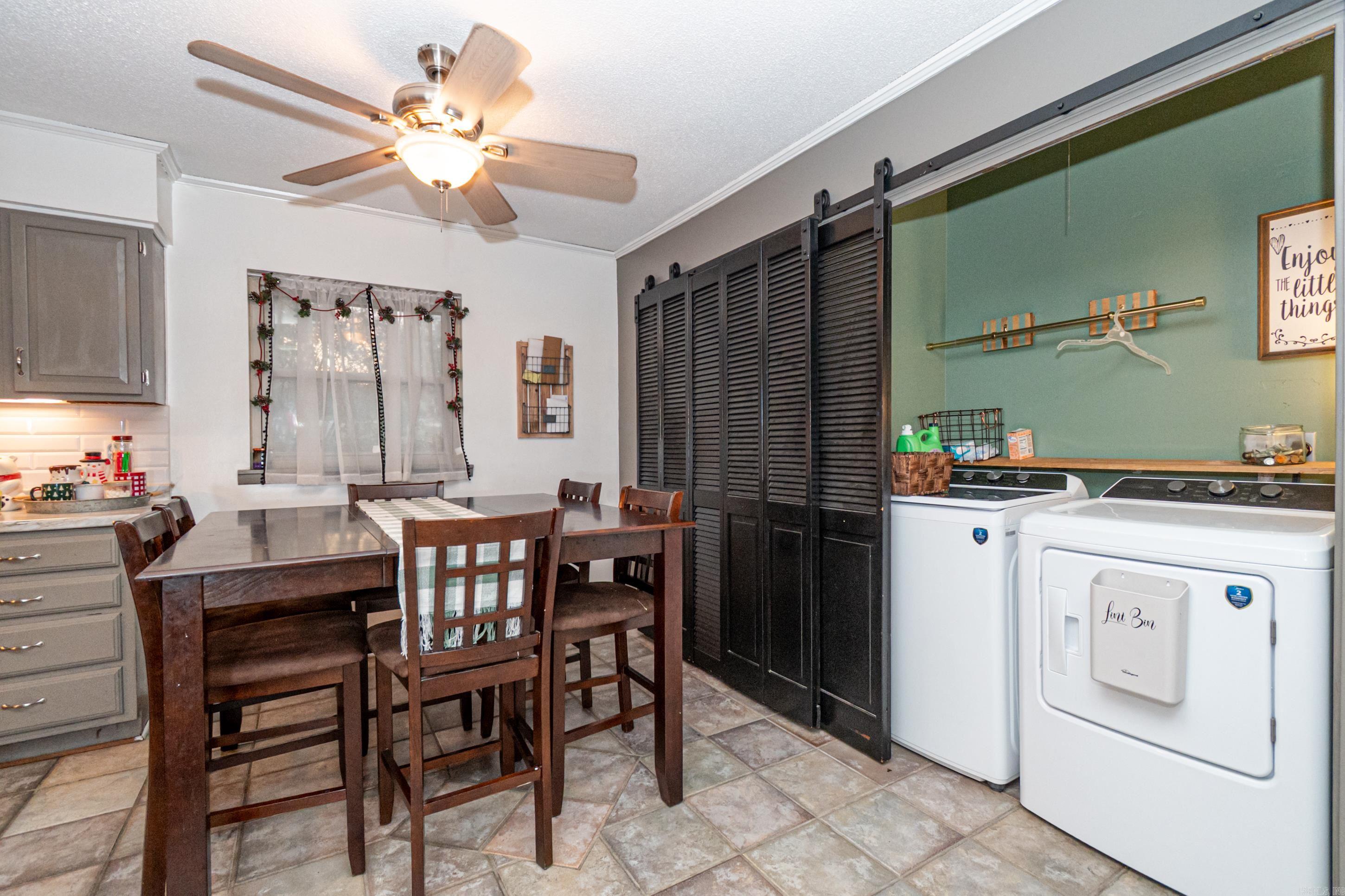 COUNTRY CLUB TERRACE - Residential