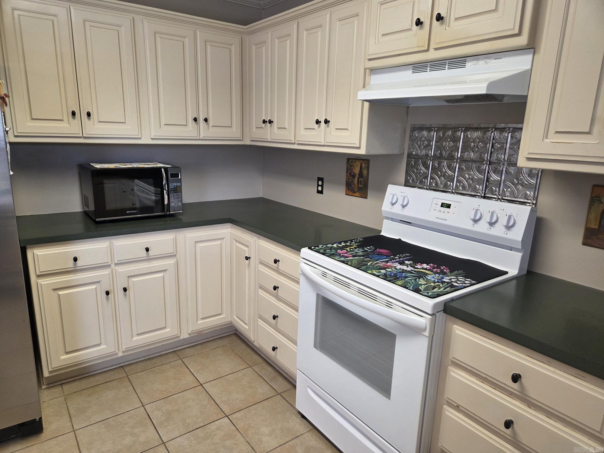 BELVEDERE - Residential