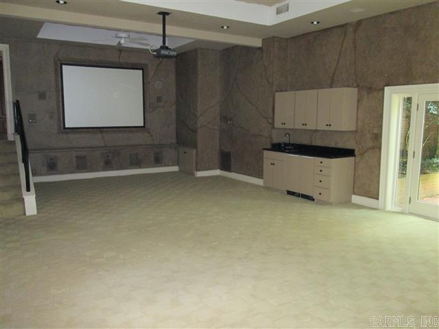 HICKORY HILLS - Residential