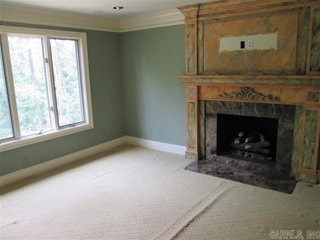 HICKORY HILLS - Residential