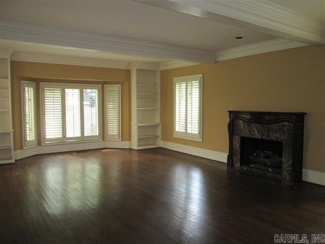 HICKORY HILLS - Residential