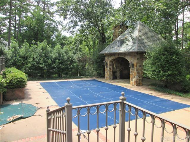 HICKORY HILLS - Residential