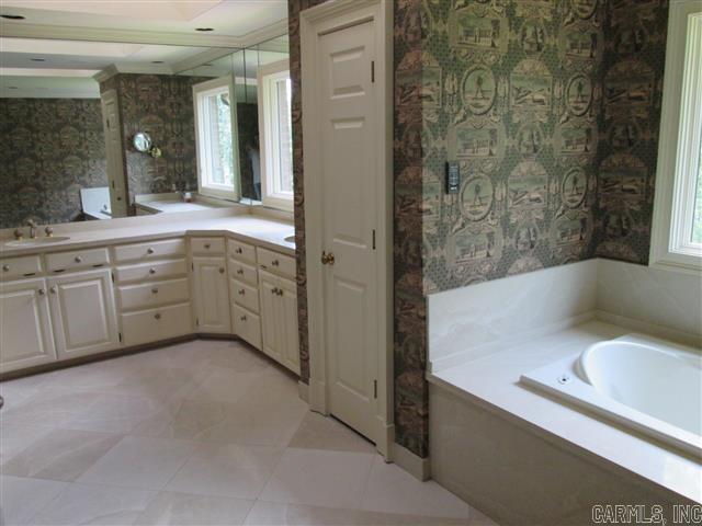 HICKORY HILLS - Residential