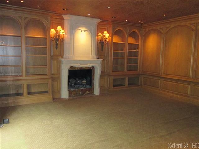 HICKORY HILLS - Residential