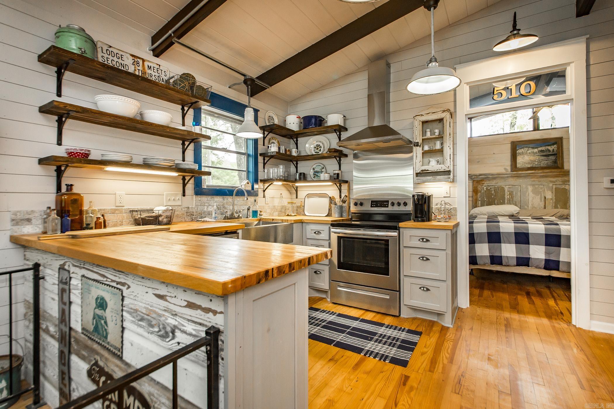 Potters Point - Residential