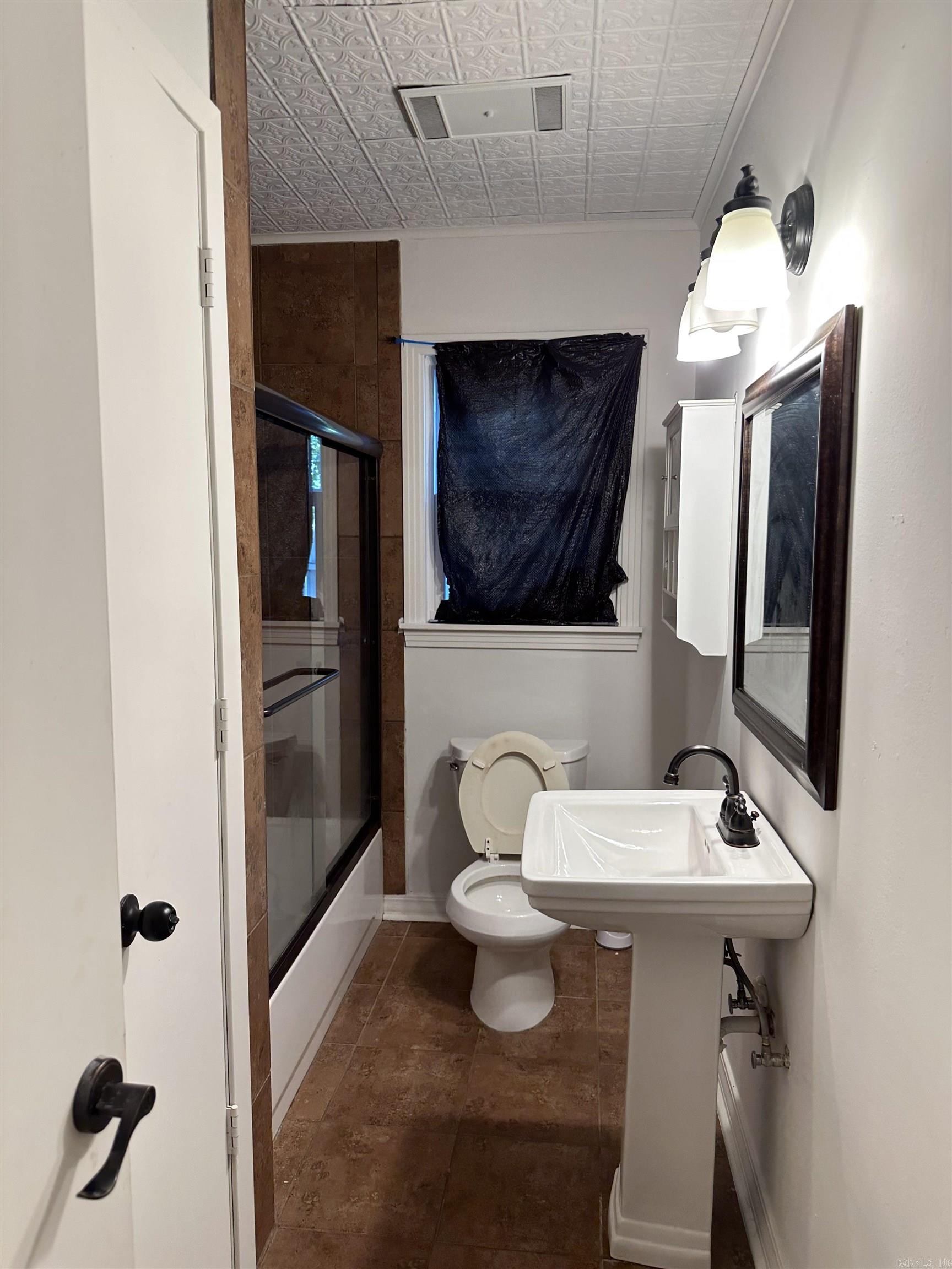 Walnut Street - Residential Lease