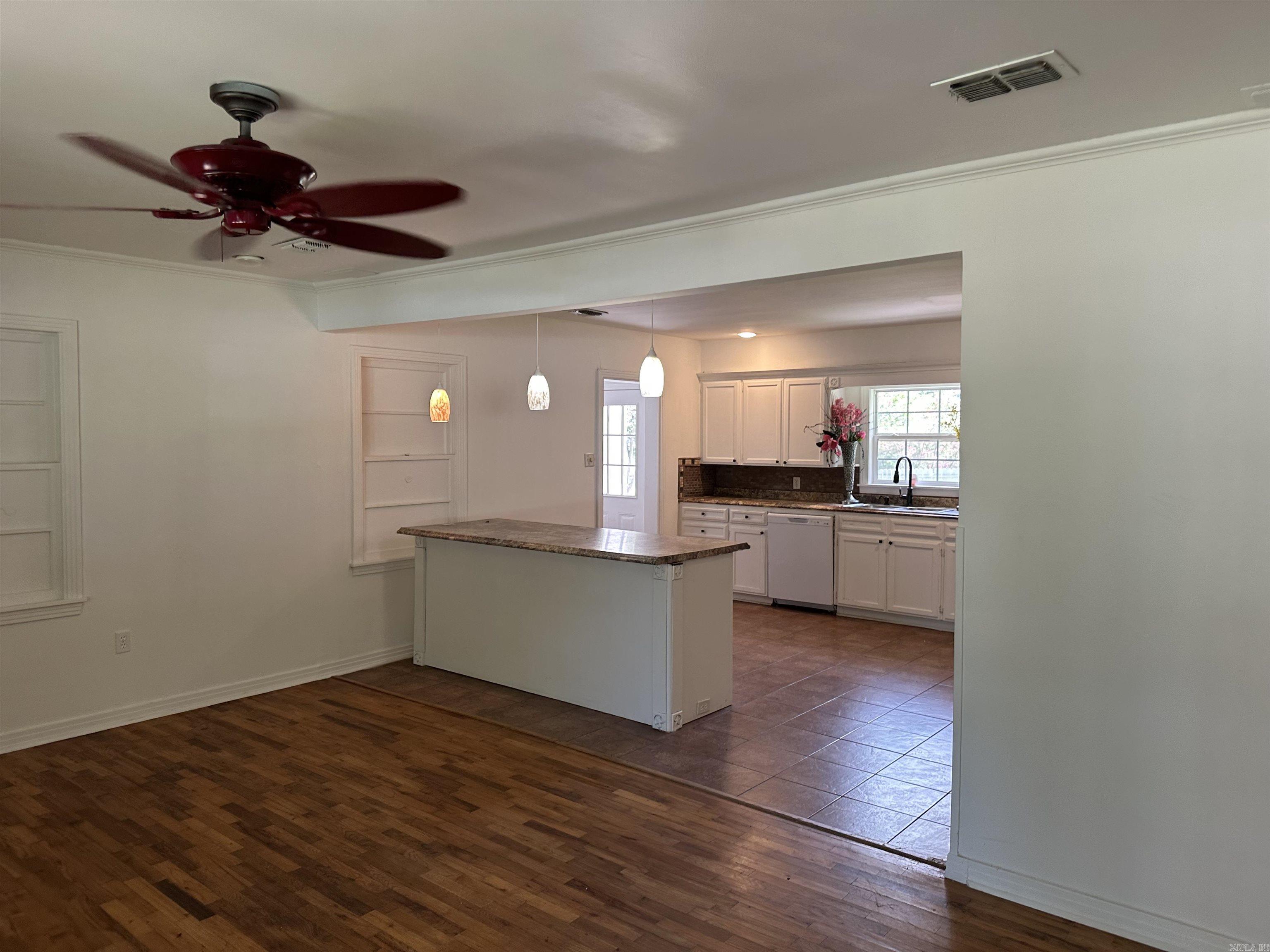 Walnut Street - Residential Lease