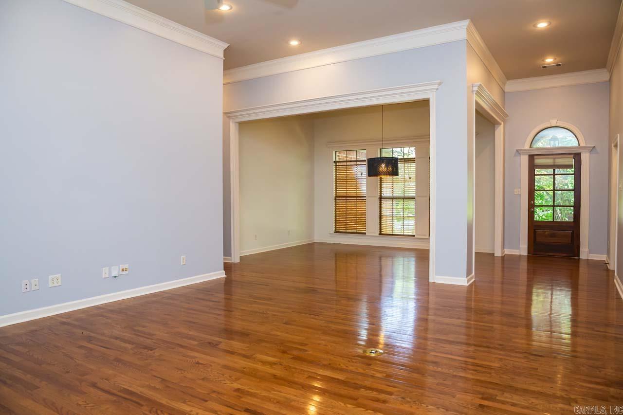 CHENAL VALLEY DUQUESNE COMMUNITY - Residential