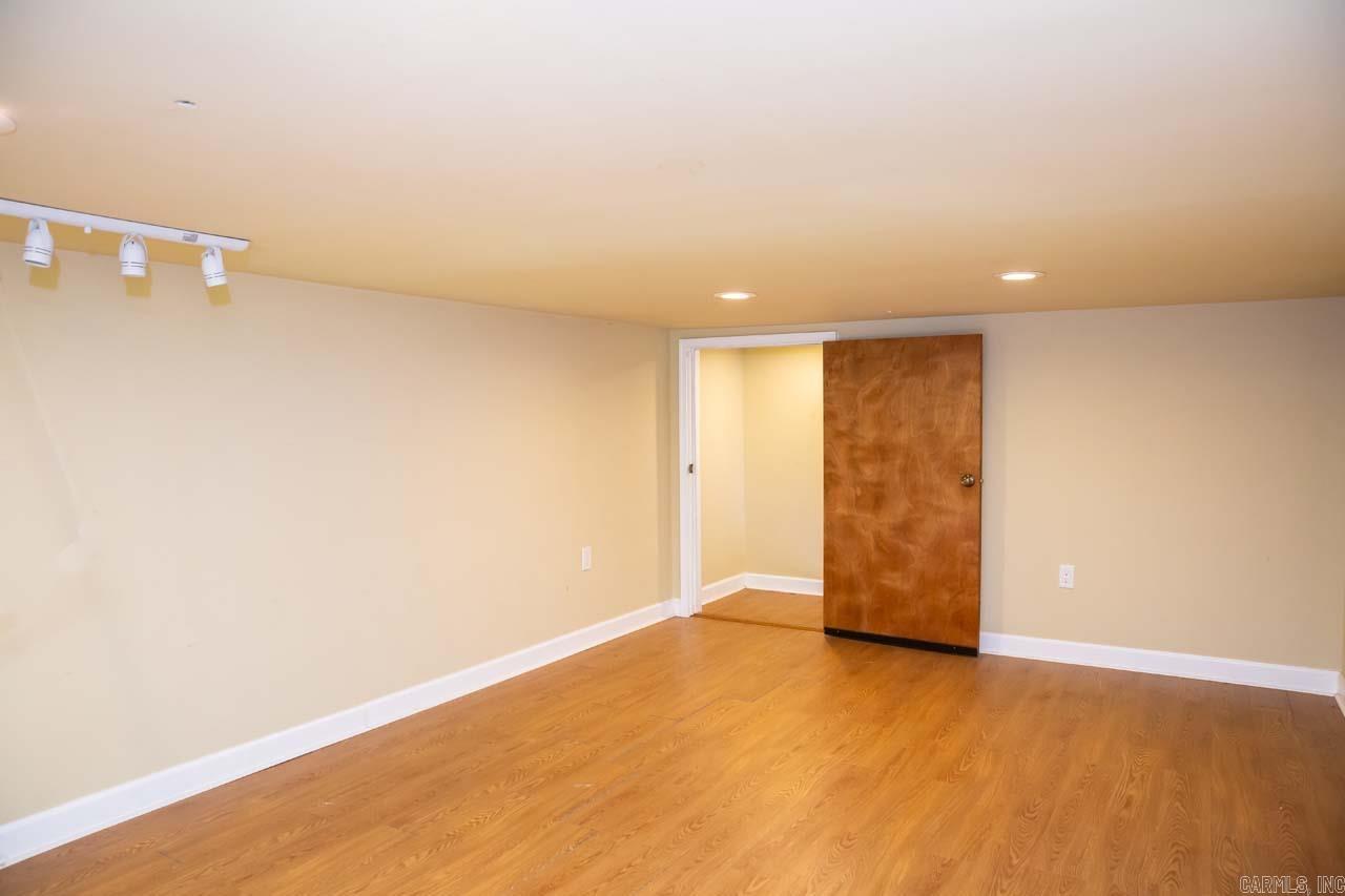 CHENAL VALLEY DUQUESNE COMMUNITY - Residential