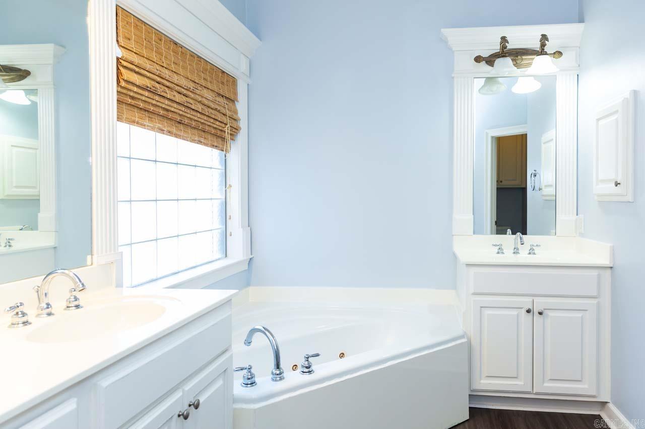CHENAL VALLEY DUQUESNE COMMUNITY - Residential
