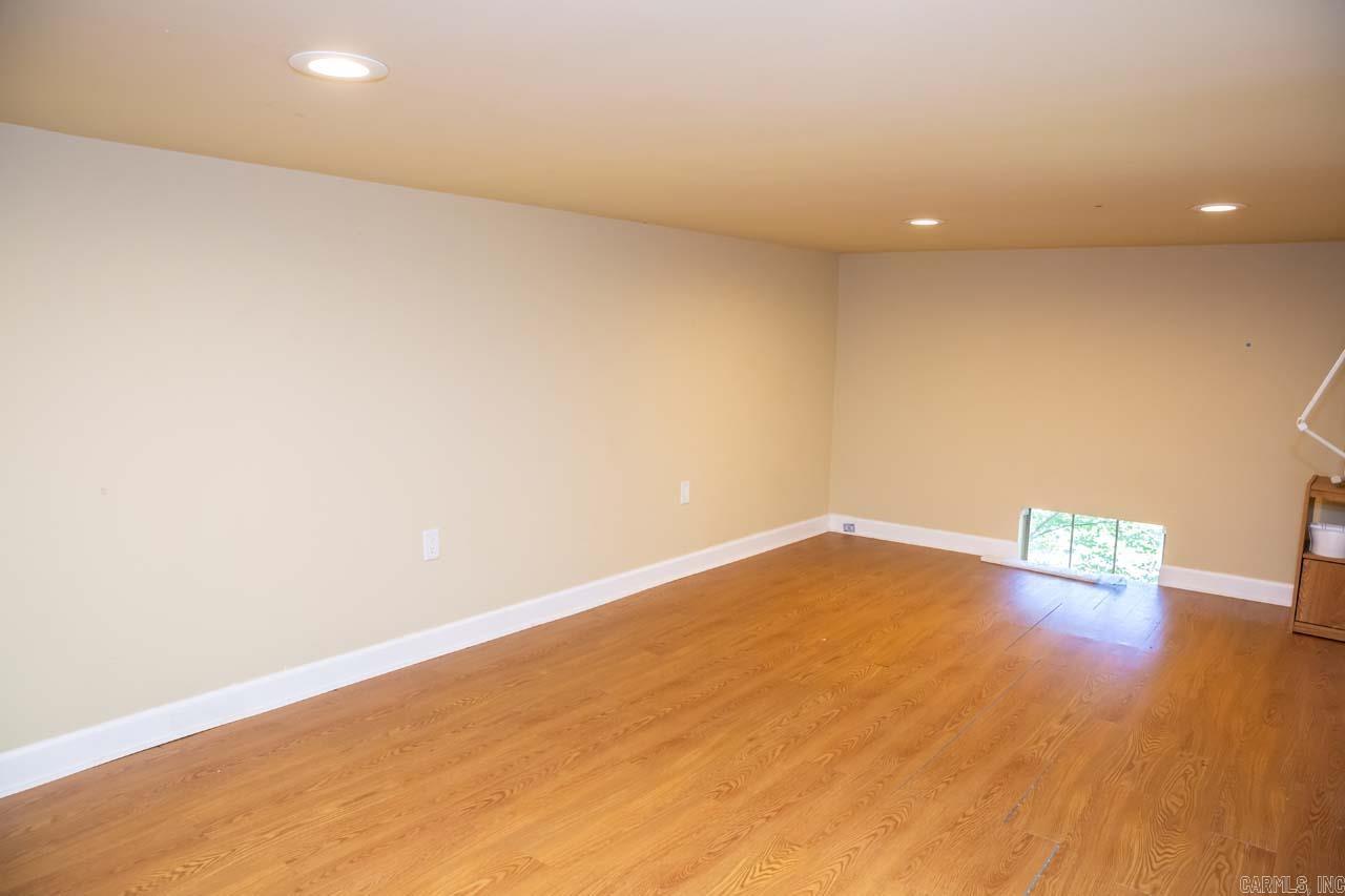 CHENAL VALLEY DUQUESNE COMMUNITY - Residential